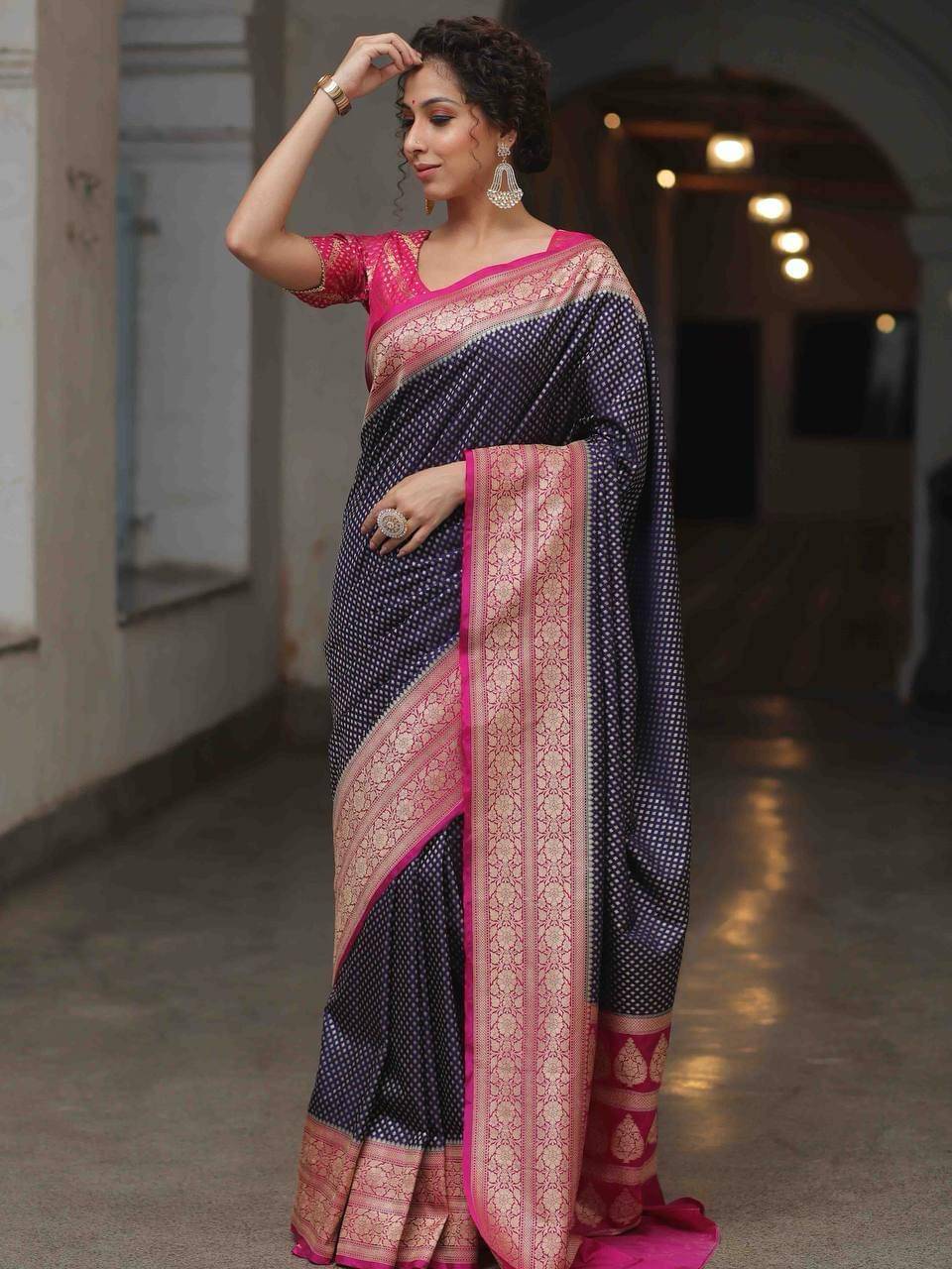 fab woven Art Silk Woven Kanjeevaram Sarees With Unstitched Blouse Piece ( Navy Blue )     			fab woven Art Silk Woven Kanjeevaram Sarees With Unstitched Blouse Piece ( Navy Blue )