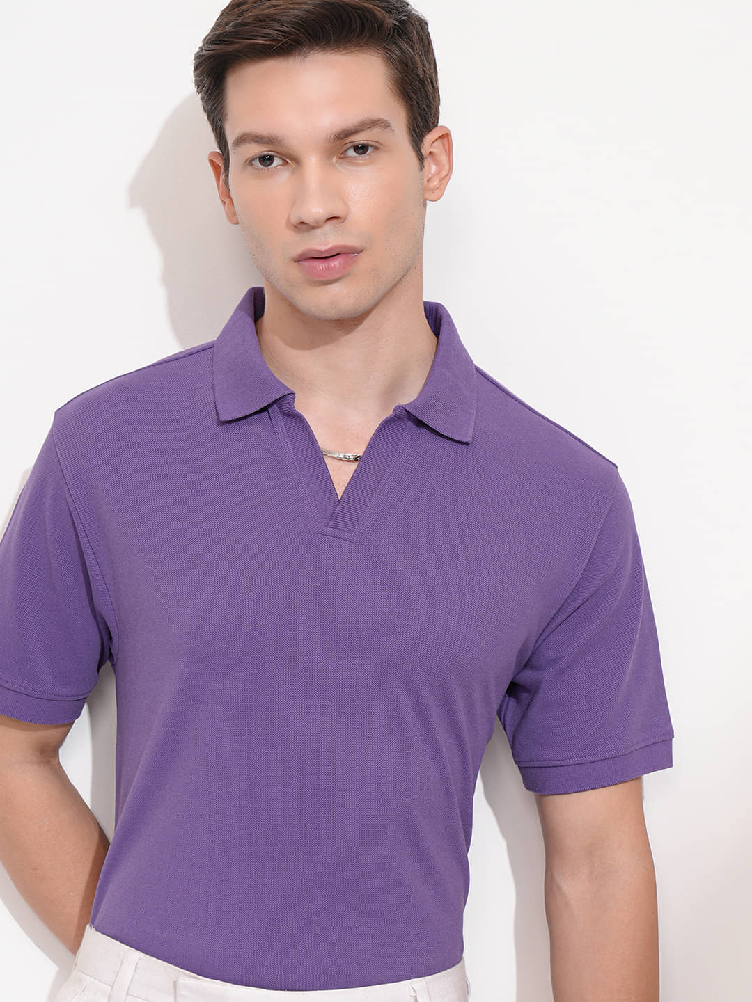     			Highlander Men Cotton Blend Relaxed Fit Solid Polo T Shirt ( Purple )