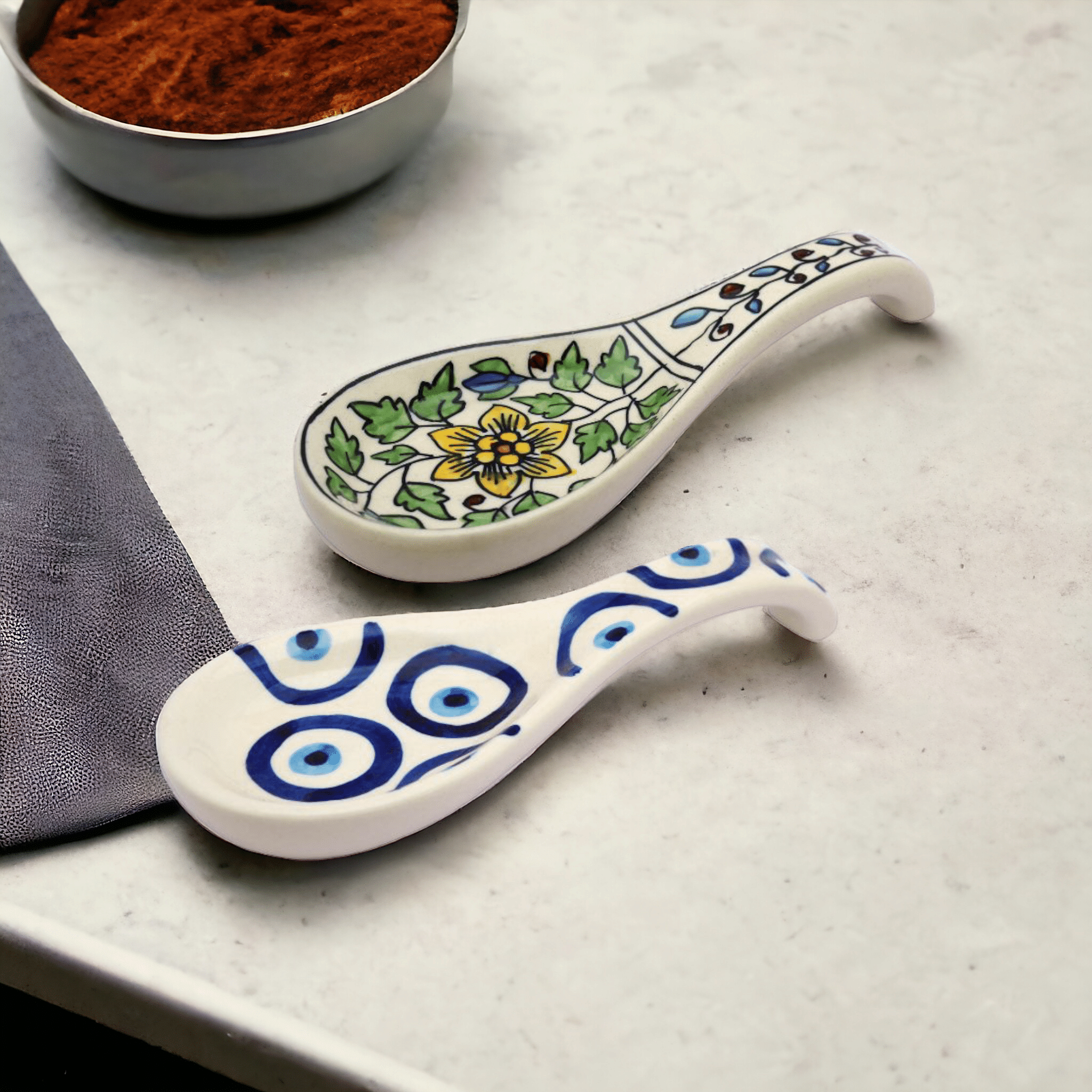     			Malaikah Green And White Blueprint Long Spoon Rest Ceramic Table Spoon Multi Color ( Pack of 2 )