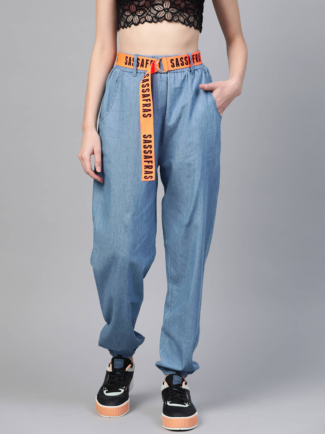     			Sassafras Pack of 1 Denim Regular Women's Casual Pants ( Blue )
