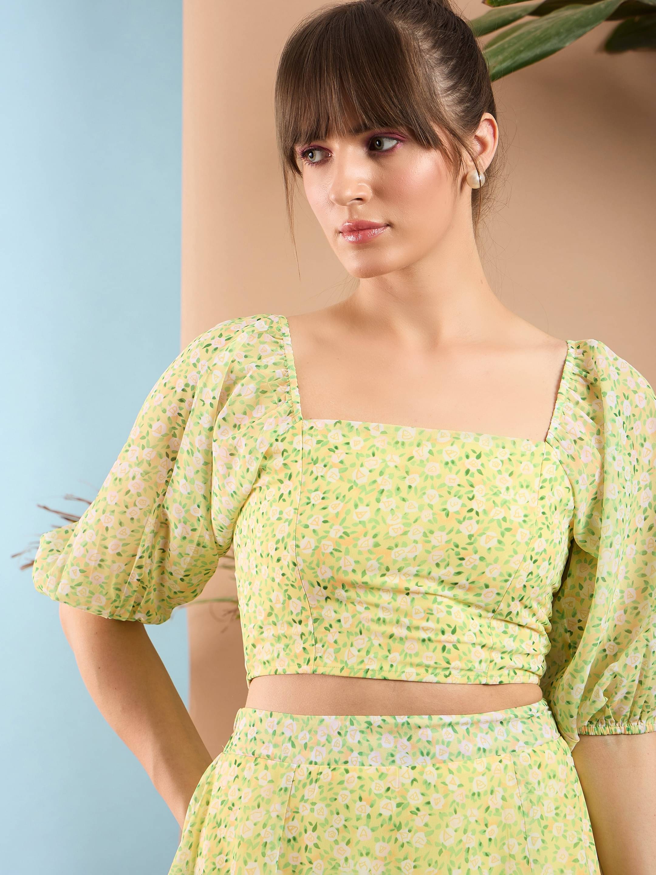     			Sassafras Women's Georgette Regular Top ( Yellow )