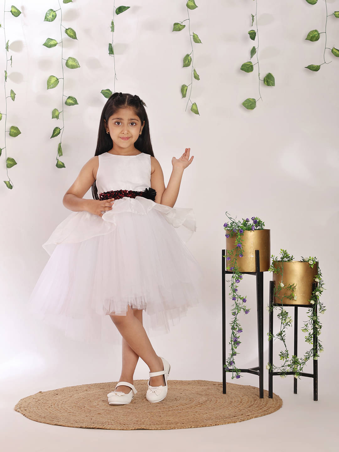 Toy Balloon Kids Tissue Dress For Girls ( Pack of 1 , White )     			Toy Balloon Kids Tissue Dress For Girls ( Pack of 1 , White )