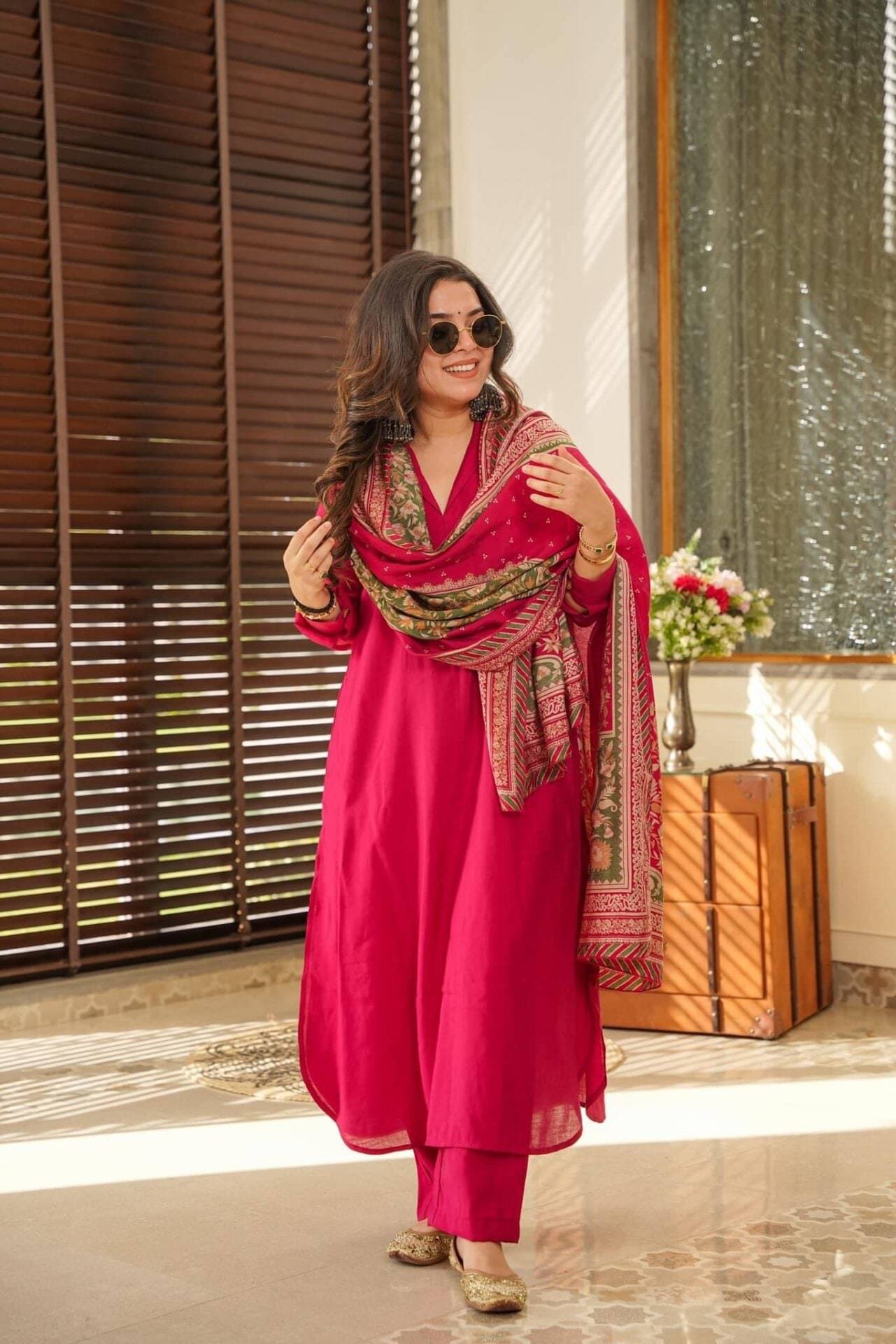     			Vaidehi Fashion Women Cotton Blend Self Design Straight Kurti With Pants ( Pink )