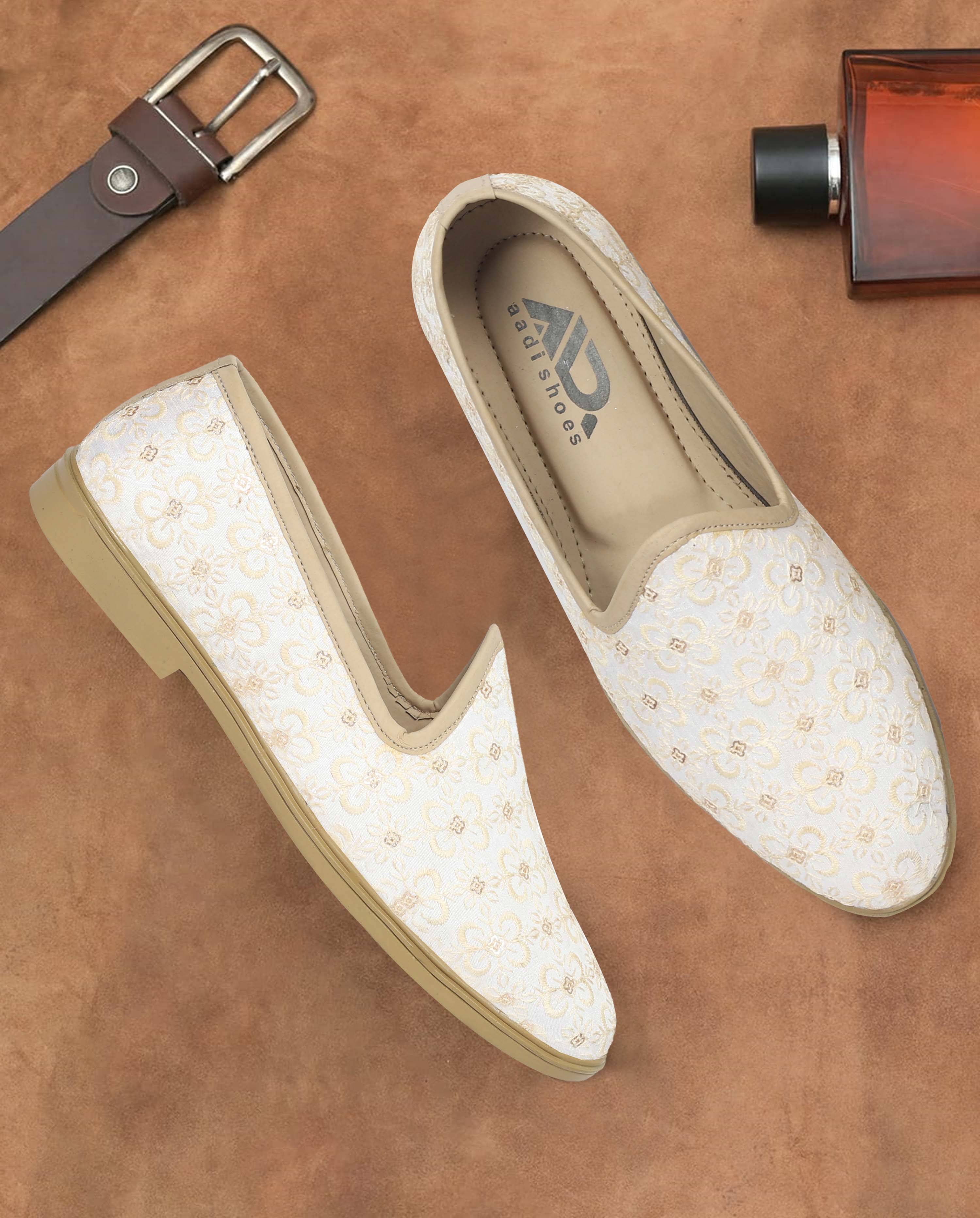    			Aadi White Men's Mojaris