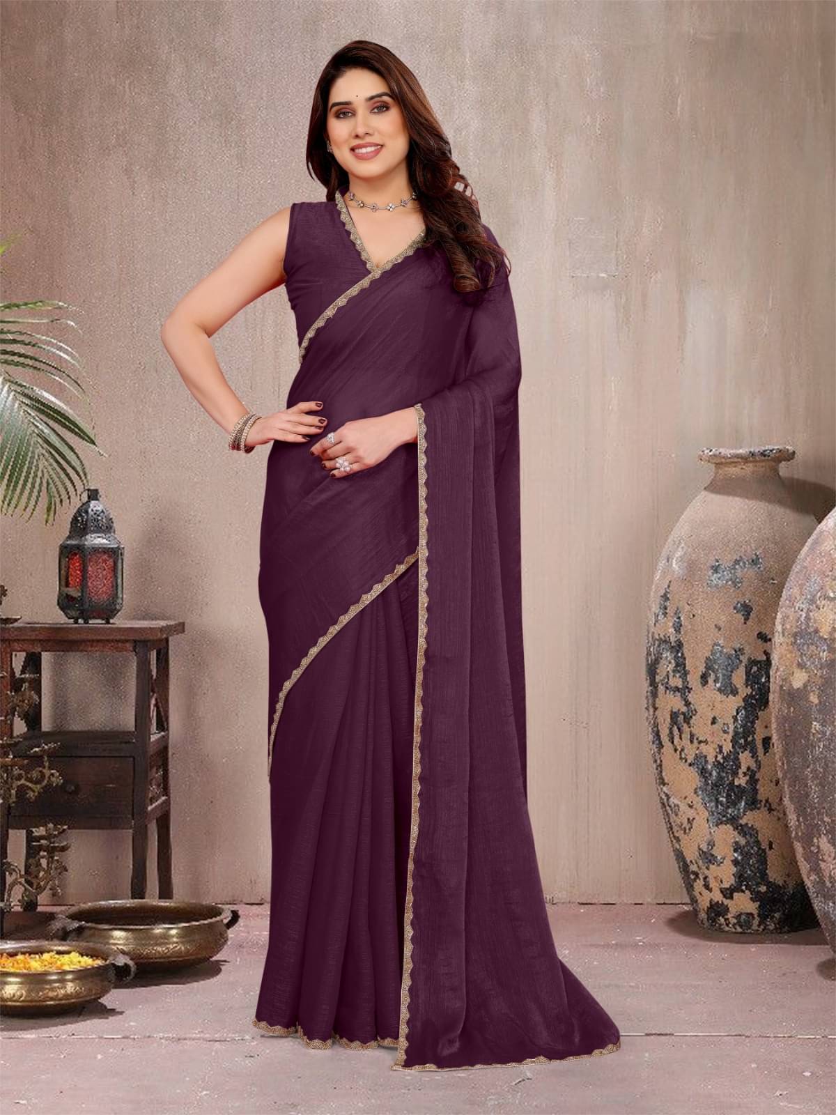     			BLEESBURY Zimmy Choo Solid Saree With Unstitched Blouse Piece ( Wine )