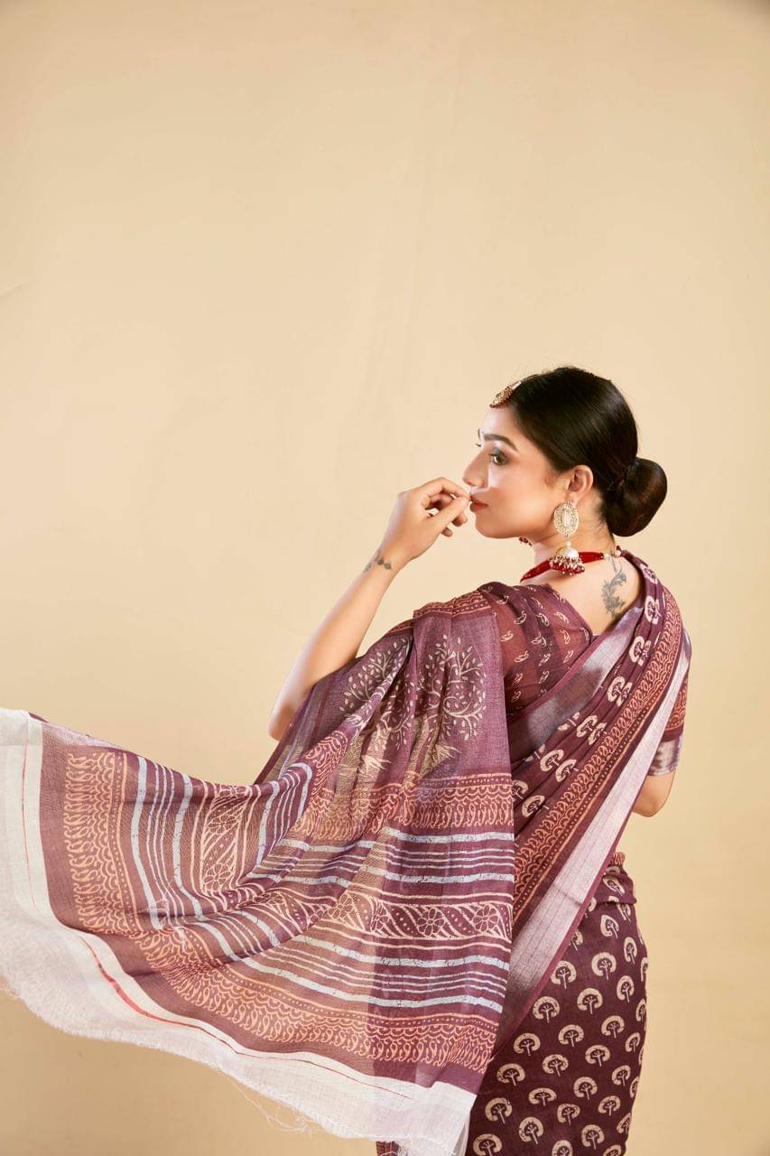     			Ethnic Trendz Cotton Printed Saree With Unstitched Blouse Piece ( Brown )