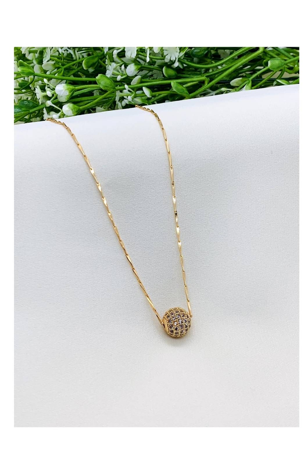 GlowNest Gold Plated Chain ( Set of 1 ) GlowNest Gold Plated Chain ( Set of 1 )