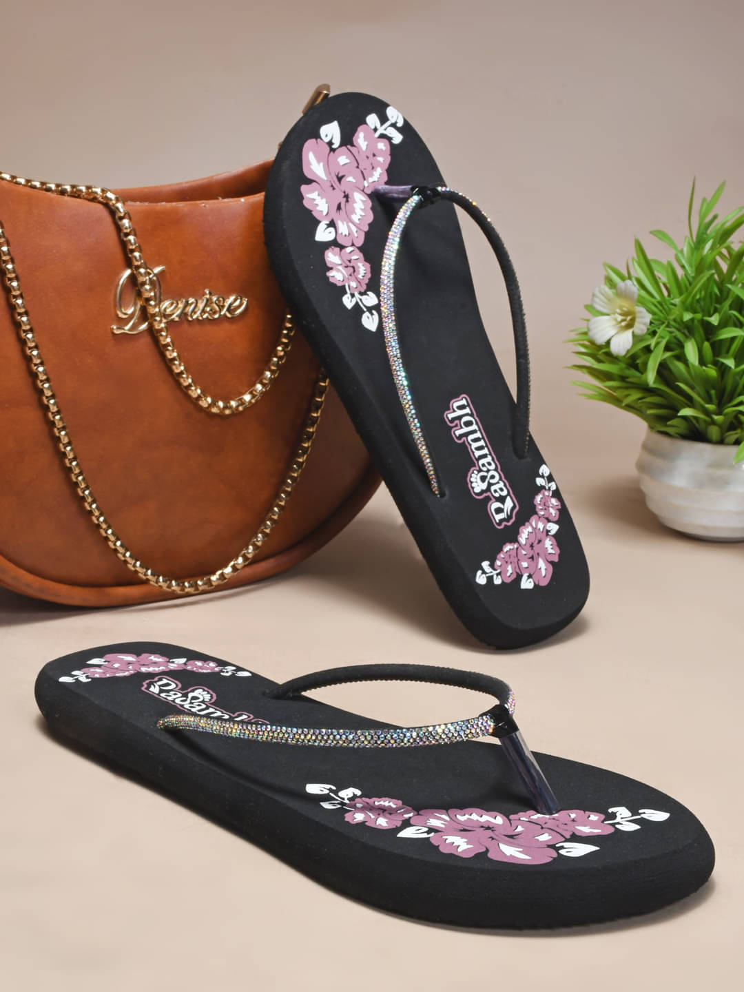     			Rasambh Pink Women's Slide