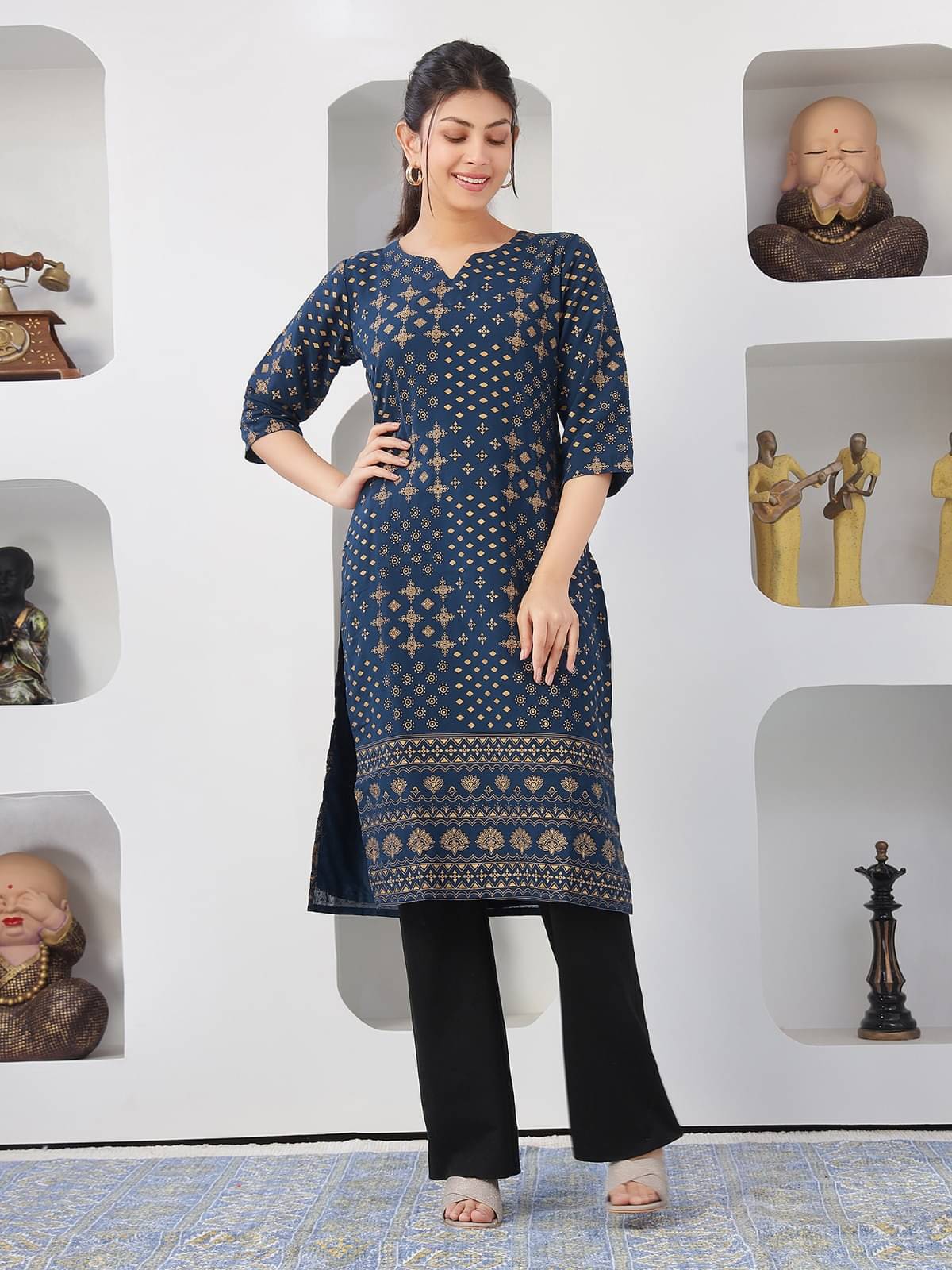     			Savoryfashion Women Georgette Printed Straight Kurti ( Blue )