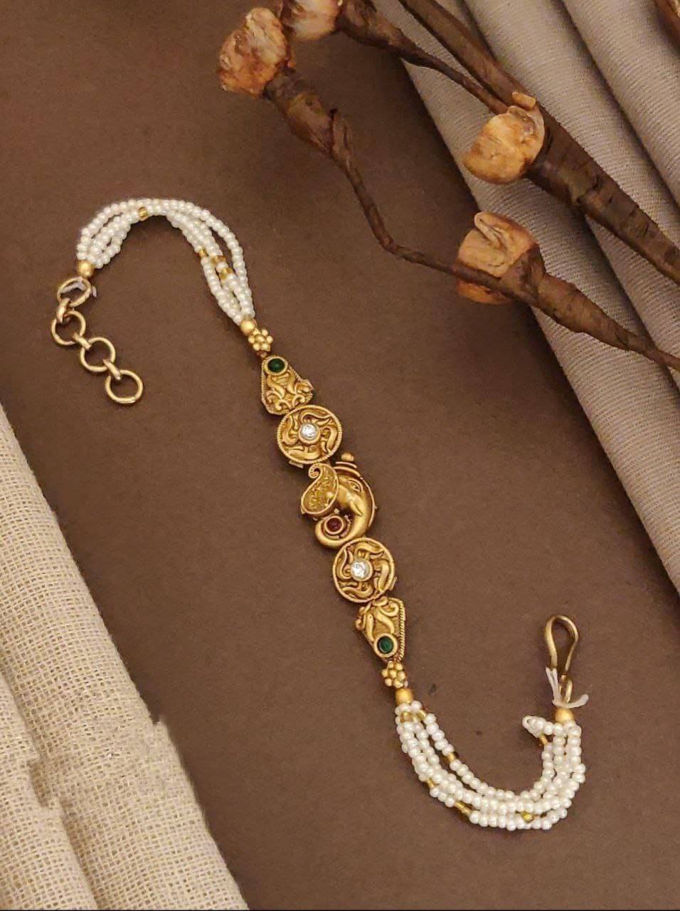 Shivay Fashion Gold Bracelet ( Pack of 7 ) Shivay Fashion Gold Bracelet ( Pack of 7 )
