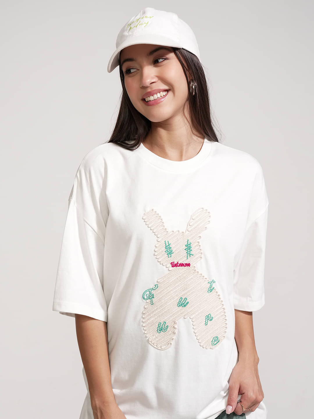 Tokyo Talkies Women Cotton Blend Self Design Oversized Fit Round Neck T-Shirt ( White ) Tokyo Talkies Women Cotton Blend Self Design Oversized Fit Round Neck T-Shirt ( White )