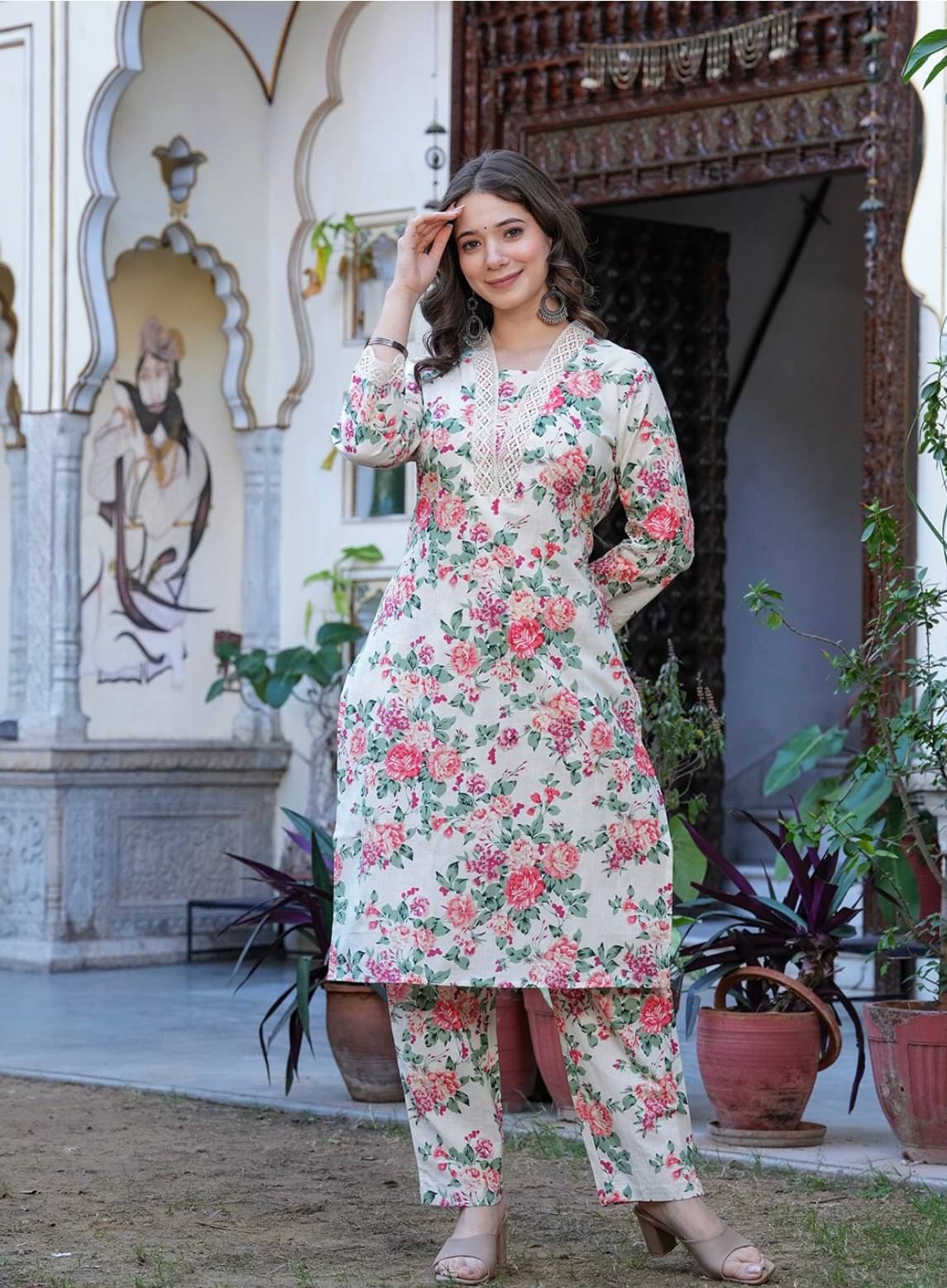    			YAGNIK FASHION Women Cotton Blend Self Design Flared Kurti With Pants ( Off White )