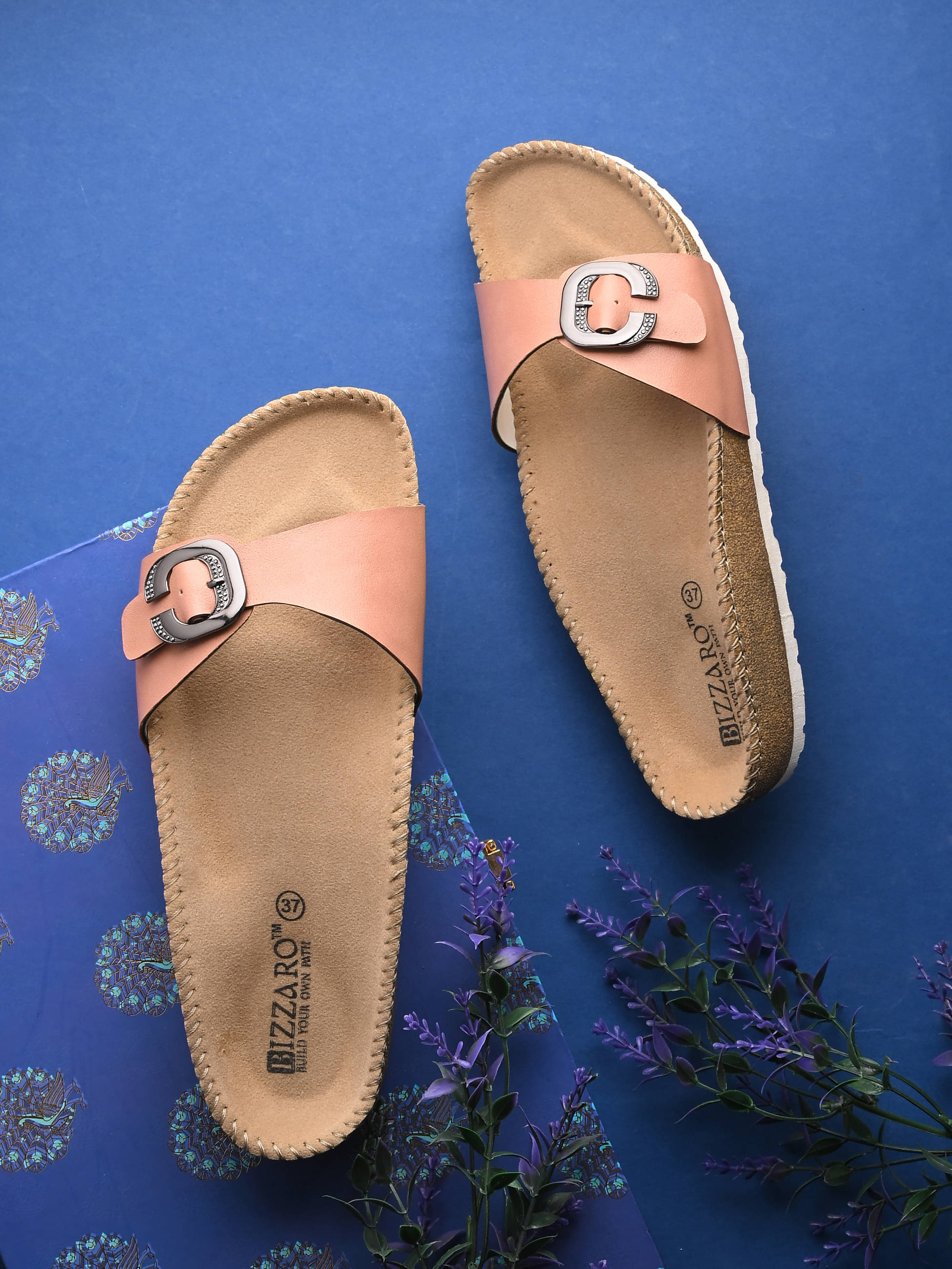     			BIZZARO Pink Women's Flats