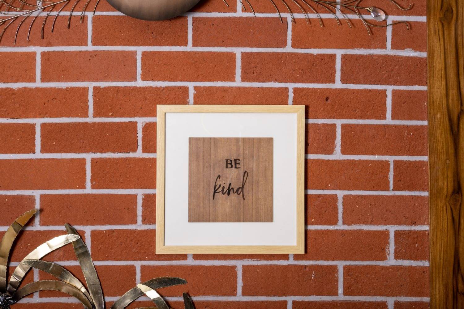 Olha-O | Ethnic Gifting & Decor Glass Brown Single Photo Frame No. of Pieces- 1     			Olha-O | Ethnic Gifting & Decor Glass Brown Single Photo Frame No. of Pieces- 1