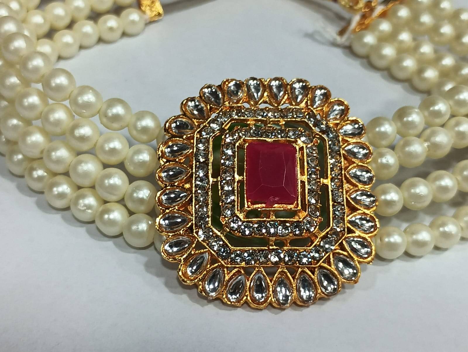     			Padmawati Pink Alloy Necklace Set ( Pack of 1 )