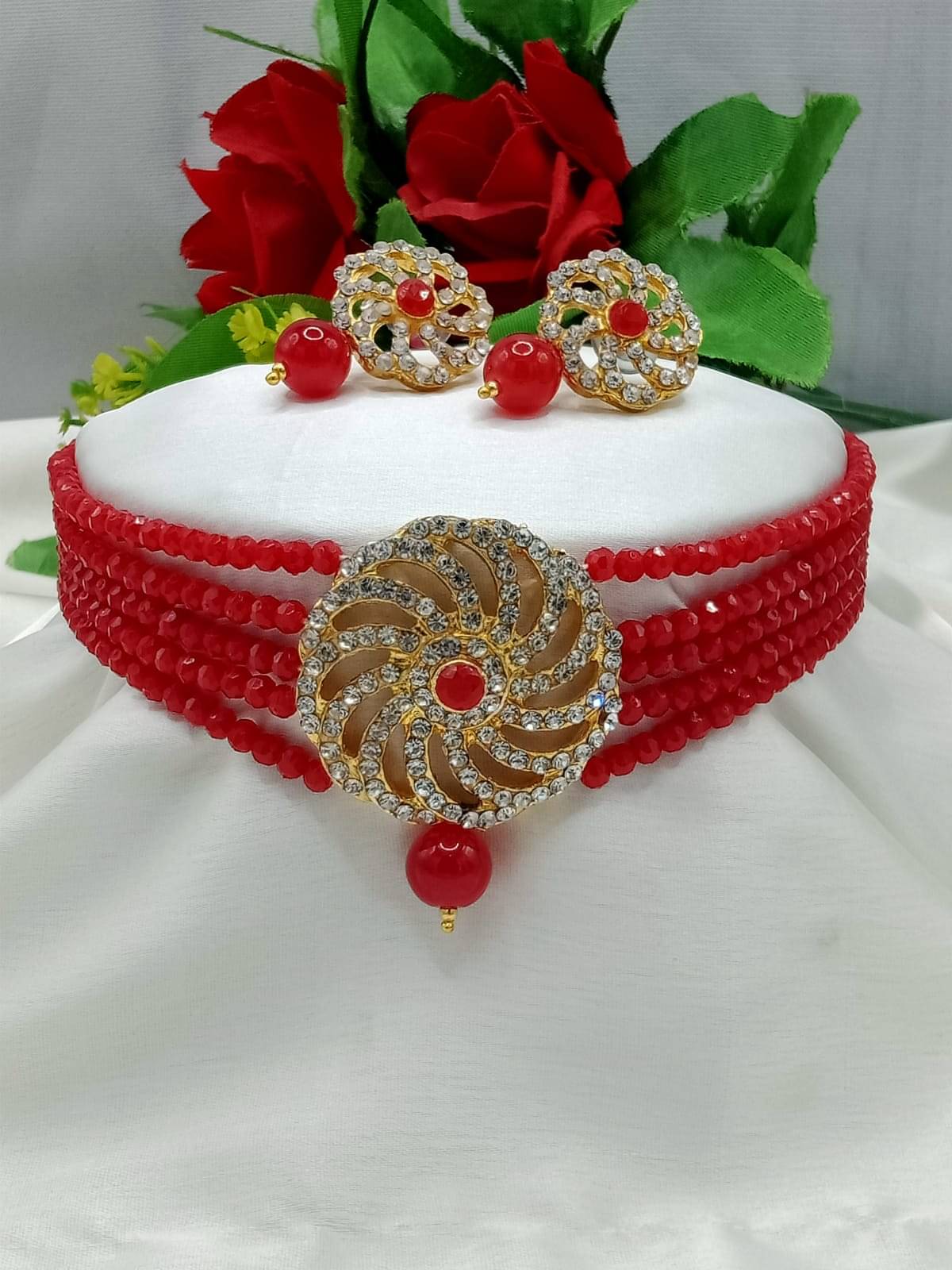     			Padmawati Red Alloy Necklace Set ( Pack of 1 )