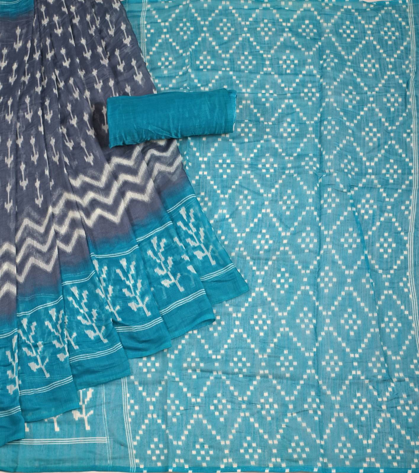 R K S M Cotton Silk Printed Saree With Unstitched Blouse Piece ( Grey ) R K S M Cotton Silk Printed Saree With Unstitched Blouse Piece ( Grey )