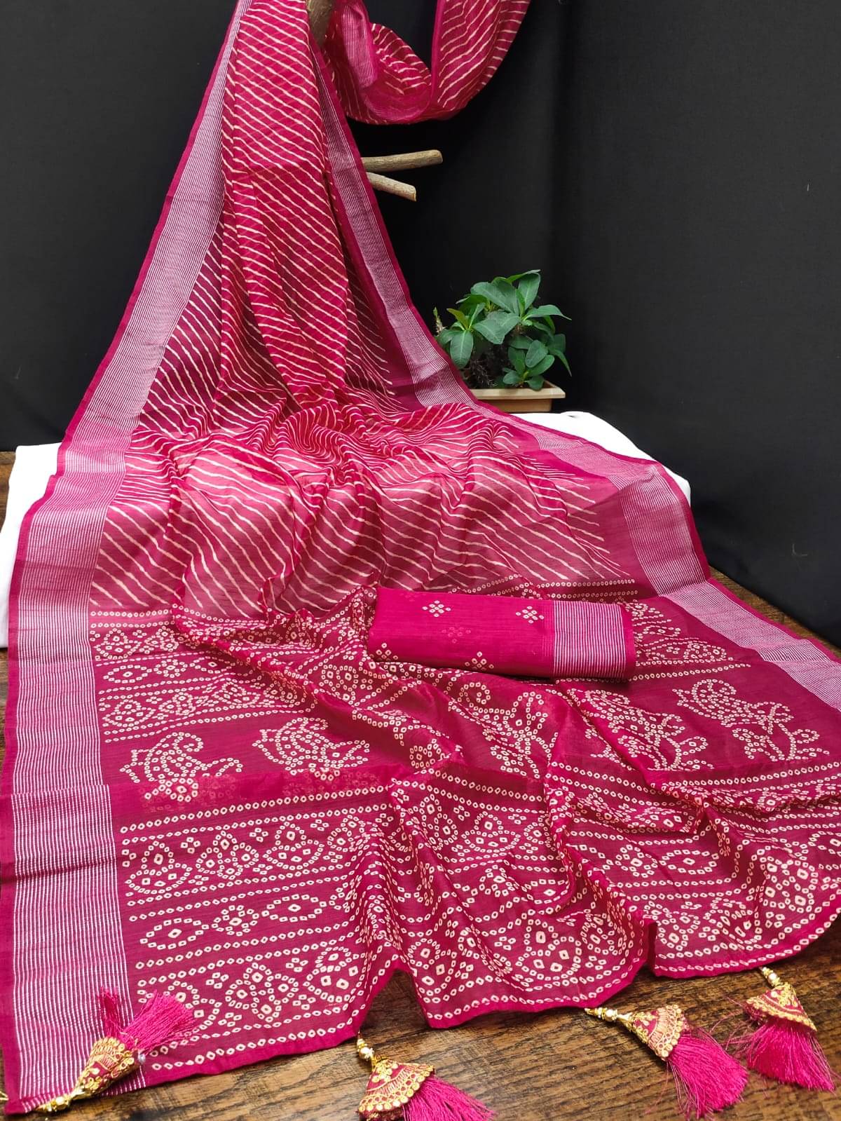 R K S M Cotton Silk Printed Saree With Unstitched Blouse Piece ( Pink )     			R K S M Cotton Silk Printed Saree With Unstitched Blouse Piece ( Pink )