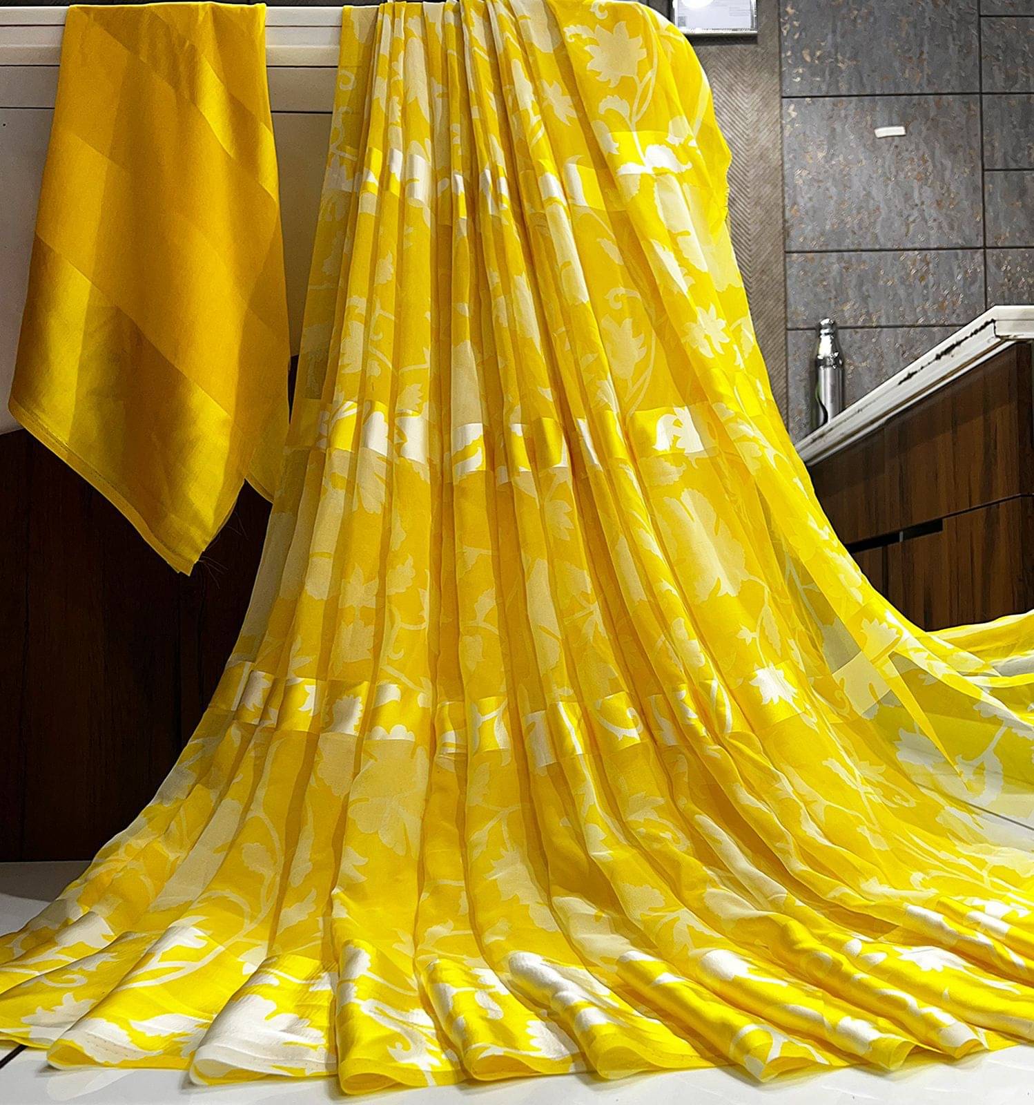 SHIRODHARI Satin Printed Saree With Unstitched Blouse Piece ( Yellow ) SHIRODHARI Satin Printed Saree With Unstitched Blouse Piece ( Yellow )