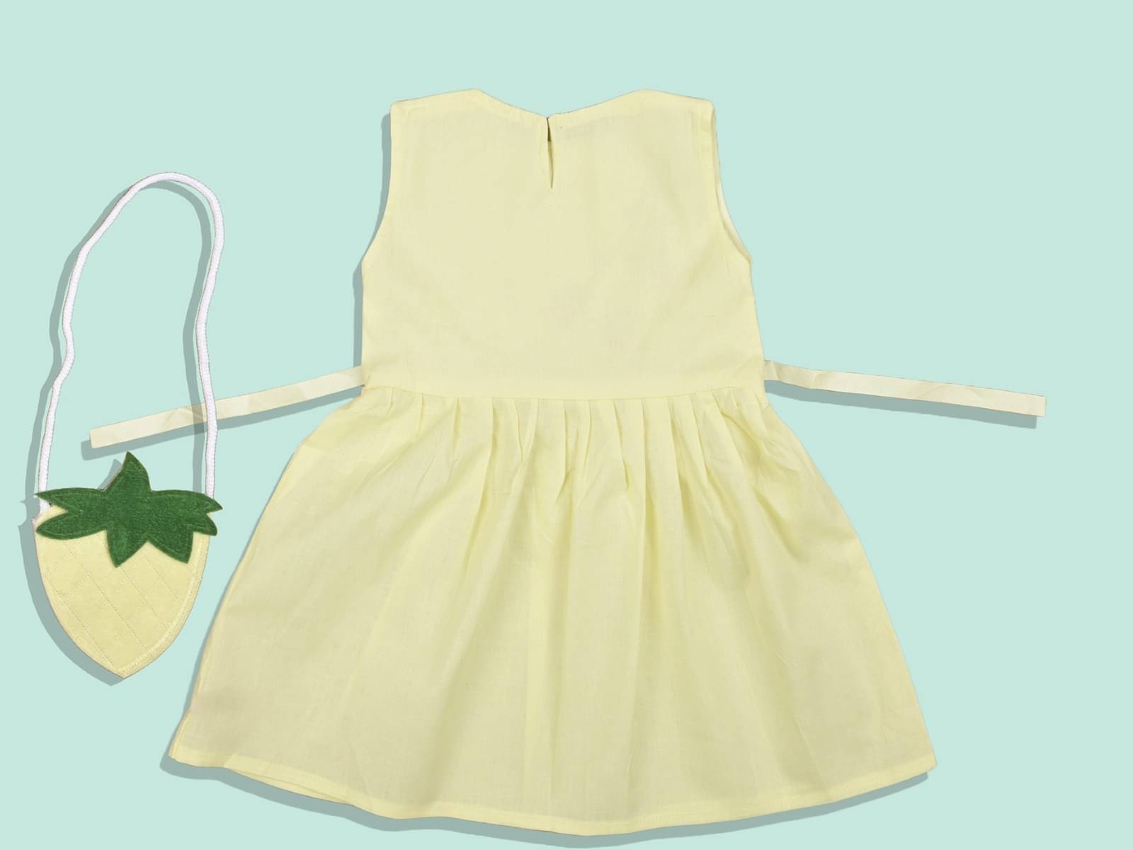 UPTREND VESTURE Cotton Blend Dress For Baby Girls ( Pack of 1 , Yellow ) UPTREND VESTURE Cotton Blend Dress For Baby Girls ( Pack of 1 , Yellow )