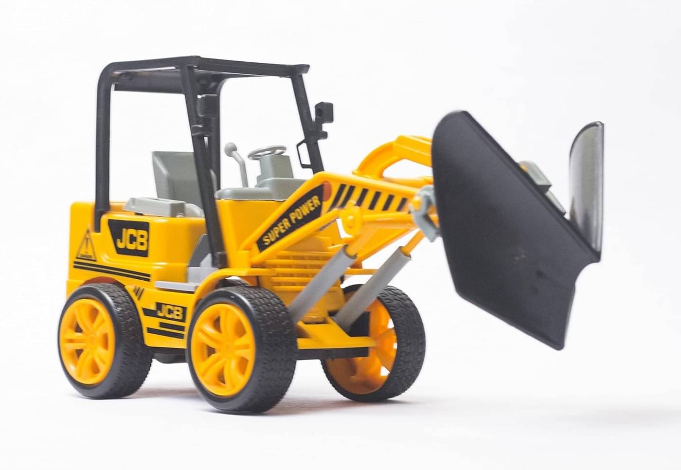     			Braintastic Friction Powered Bulldozer Toy for Kids – Push and Go Plastic Construction Vehicle | Birthday Gift Toy & Home Decoration (Pack of 1)