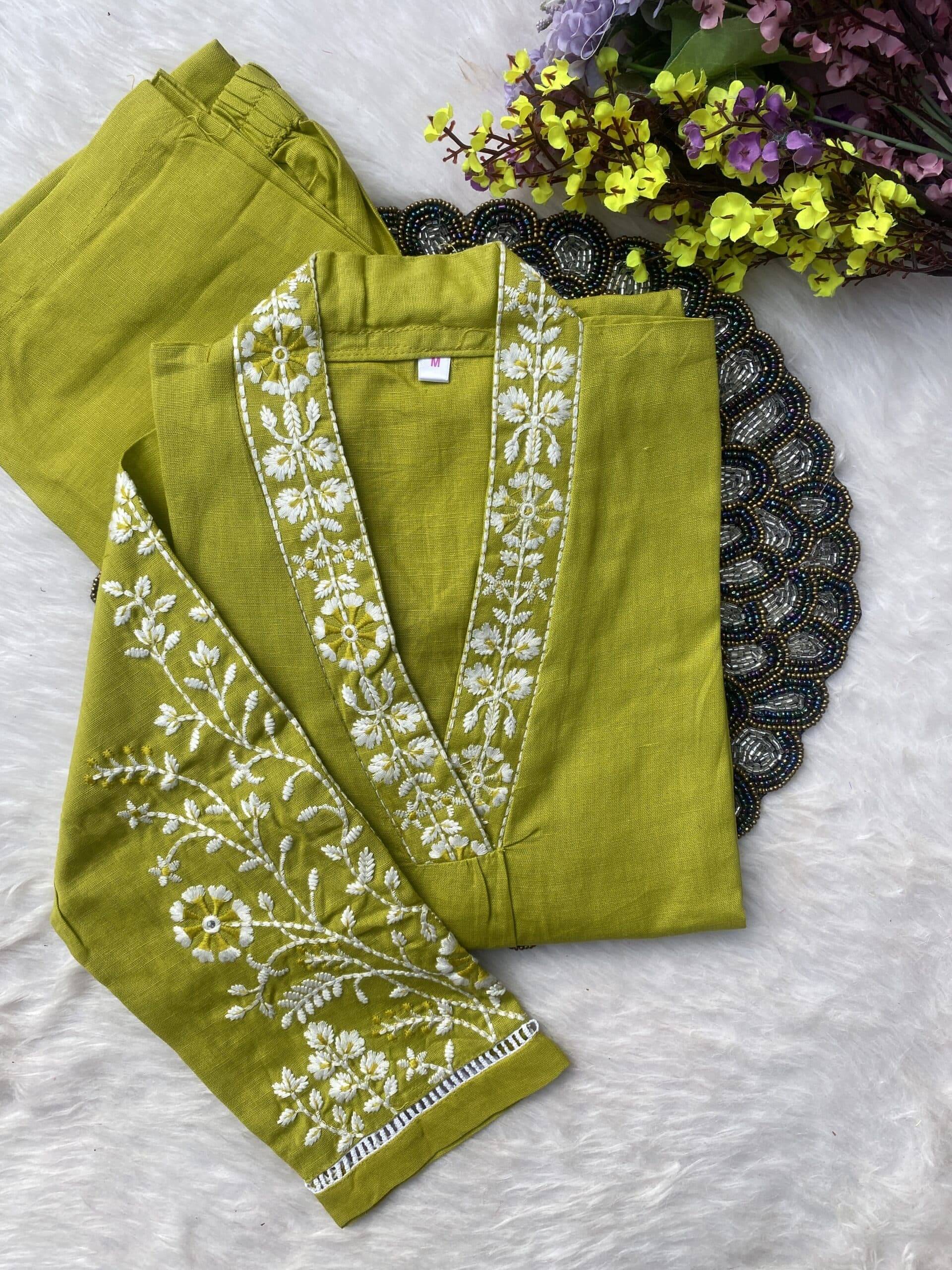     			CITYTALK Women Cotton Blend Embroidered Straight Kurti With Pants ( Green )