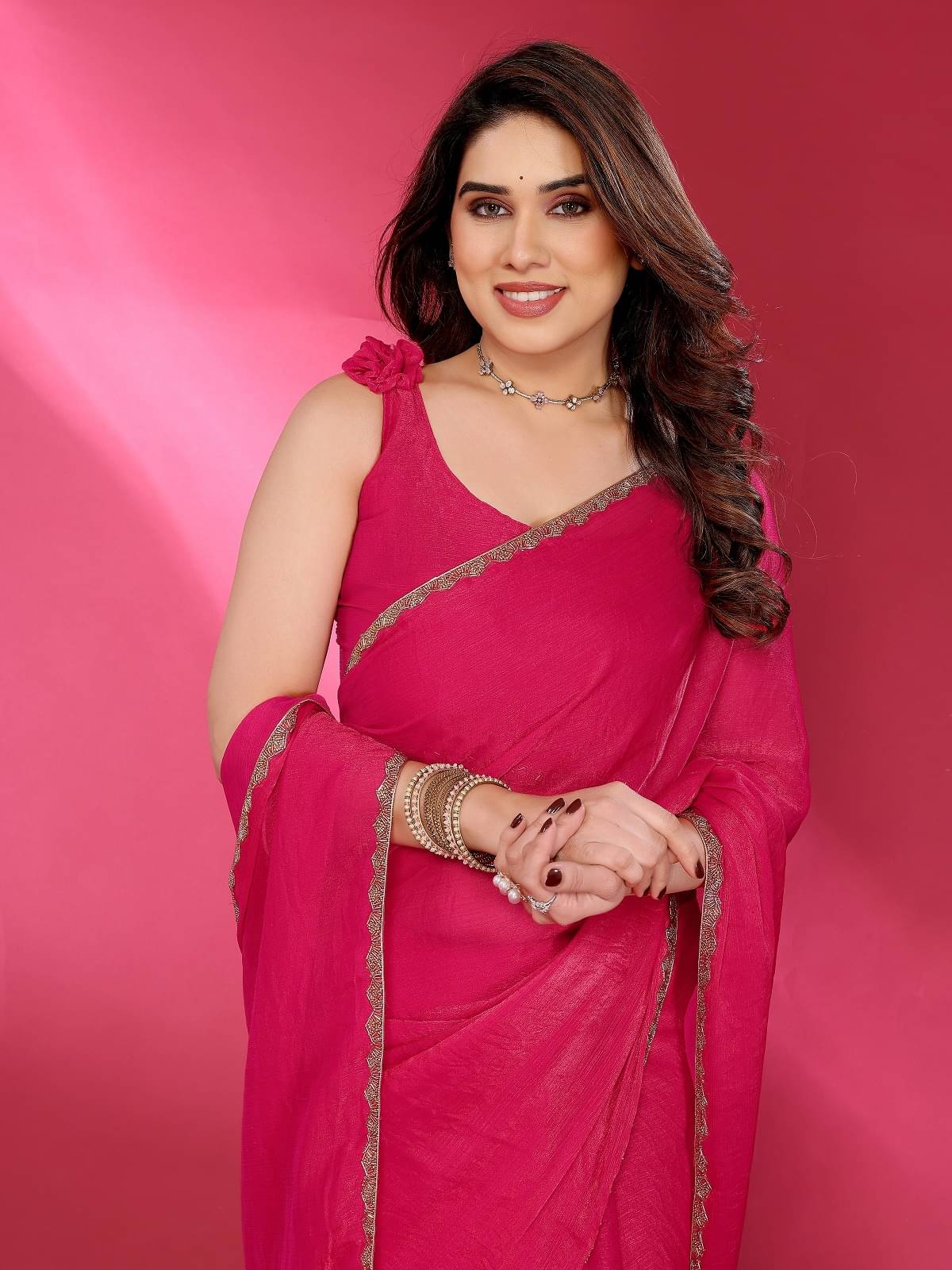     			Gazal Fashions Zimmy Choo Solid Saree With Unstitched Blouse Piece ( Pink )