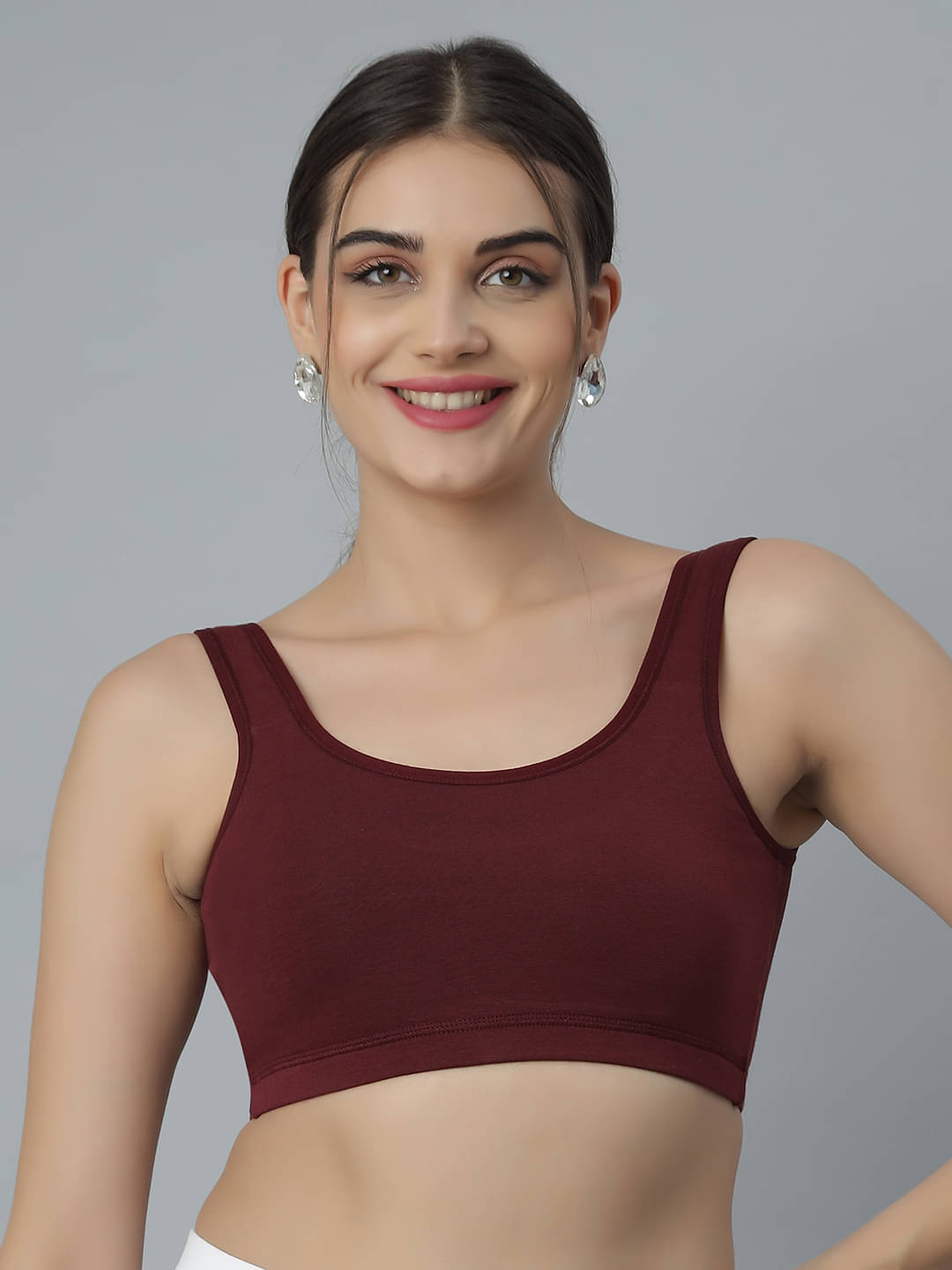     			LUXORA Wine Cotton Blend Non Padded Women's Sports Bra ( Pack of 1 )