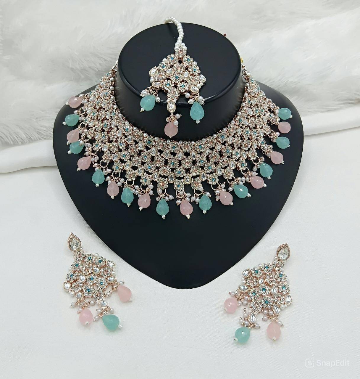 Padmavati Bangles Multi Color Alloy Necklace Set ( Pack of 1 )     			Padmavati Bangles Multi Color Alloy Necklace Set ( Pack of 1 )