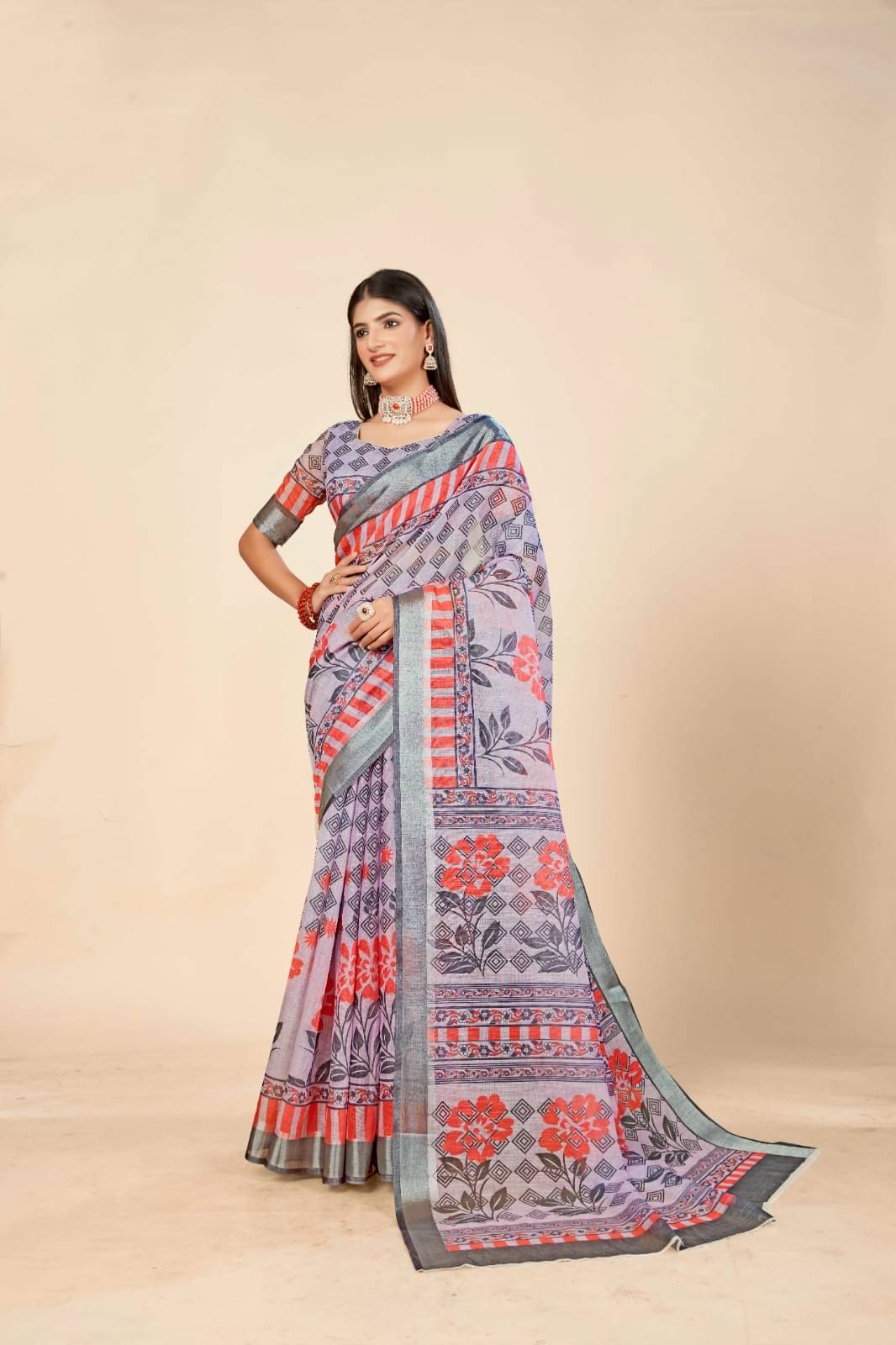VTEXX Cotton Printed Saree With Unstitched Blouse Piece ( Purple ) VTEXX Cotton Printed Saree With Unstitched Blouse Piece ( Purple )