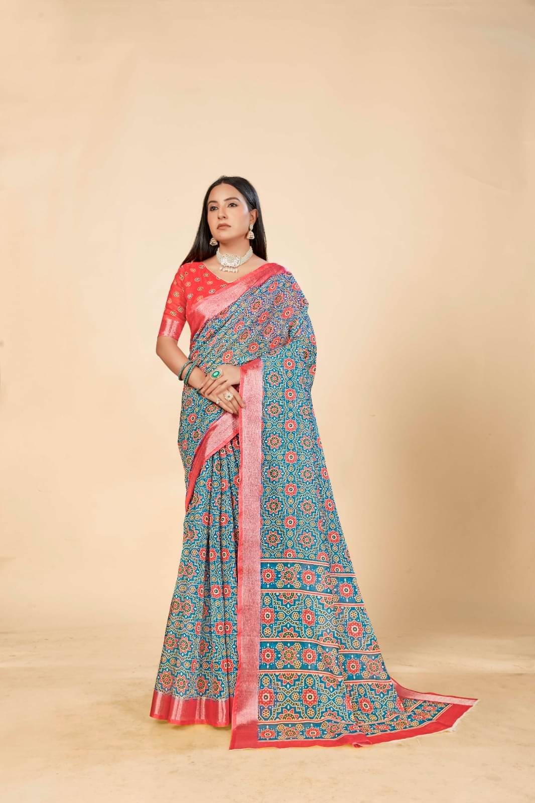 VTEXX Cotton Printed Saree With Unstitched Blouse Piece ( Teal ) VTEXX Cotton Printed Saree With Unstitched Blouse Piece ( Teal )