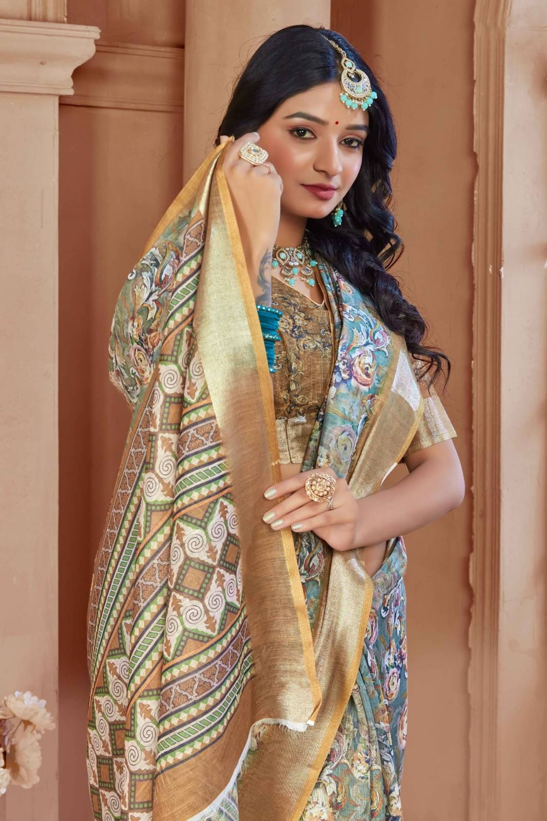 VTEXX Cotton Printed Saree With Unstitched Blouse Piece ( Green )     			VTEXX Cotton Printed Saree With Unstitched Blouse Piece ( Green )