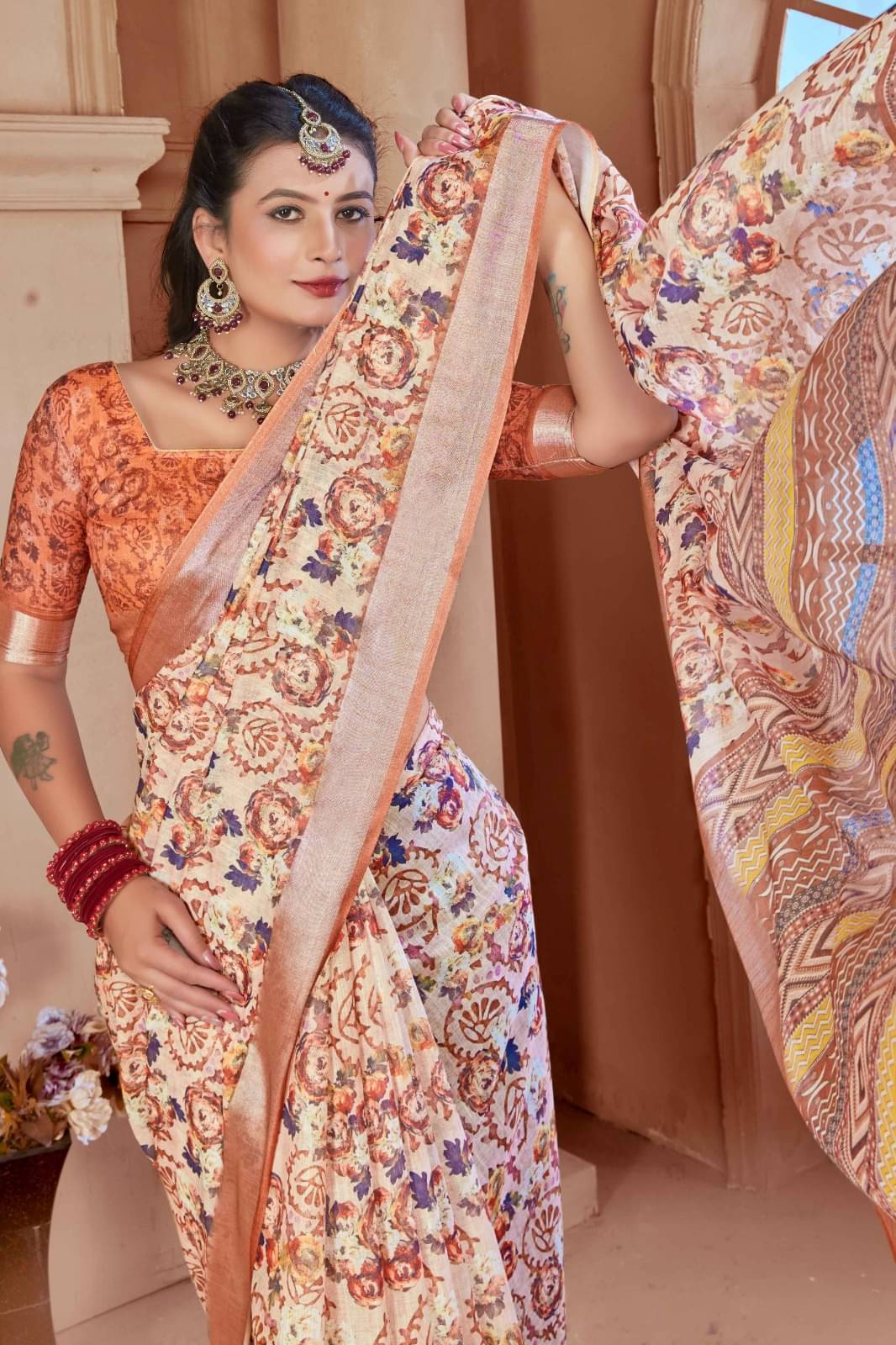     			VTEXX Cotton Printed Saree With Unstitched Blouse Piece ( Beige )