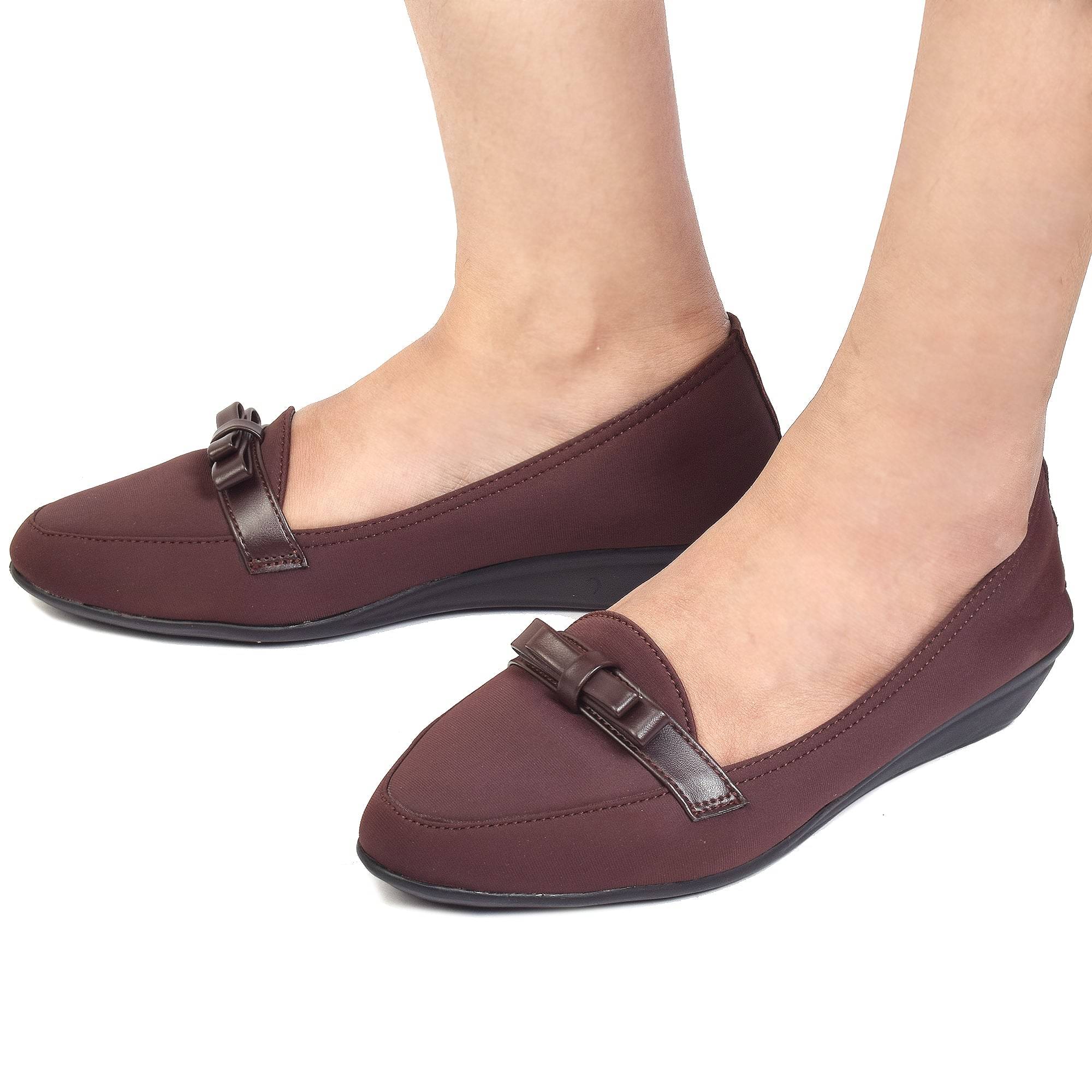     			XE Looks Brown Women's Slip On Heels