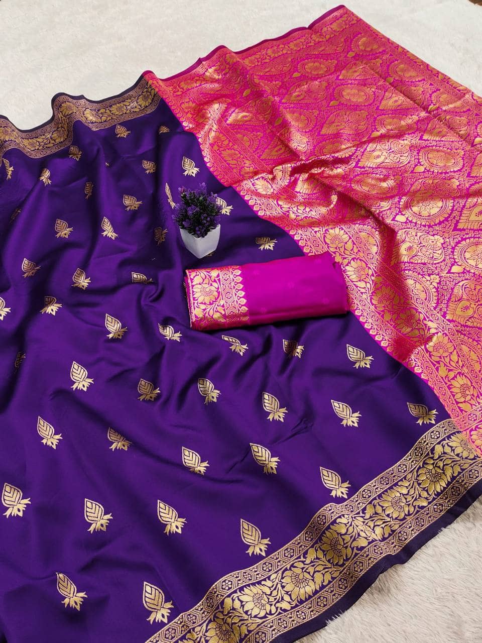 fab woven Art Silk Woven Kanjeevaram Sarees With Unstitched Blouse Piece ( Yellow ) - Sarees | Buy online on ZillyBuy
