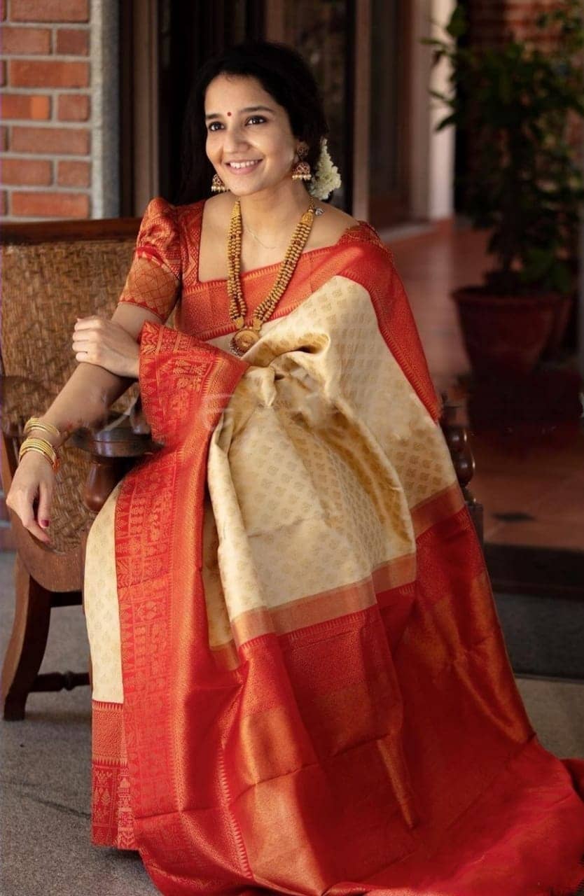 fab woven Art Silk Woven Kanjeevaram Sarees With Unstitched Blouse Piece ( White ) - Sarees | Buy online on ZillyBuy