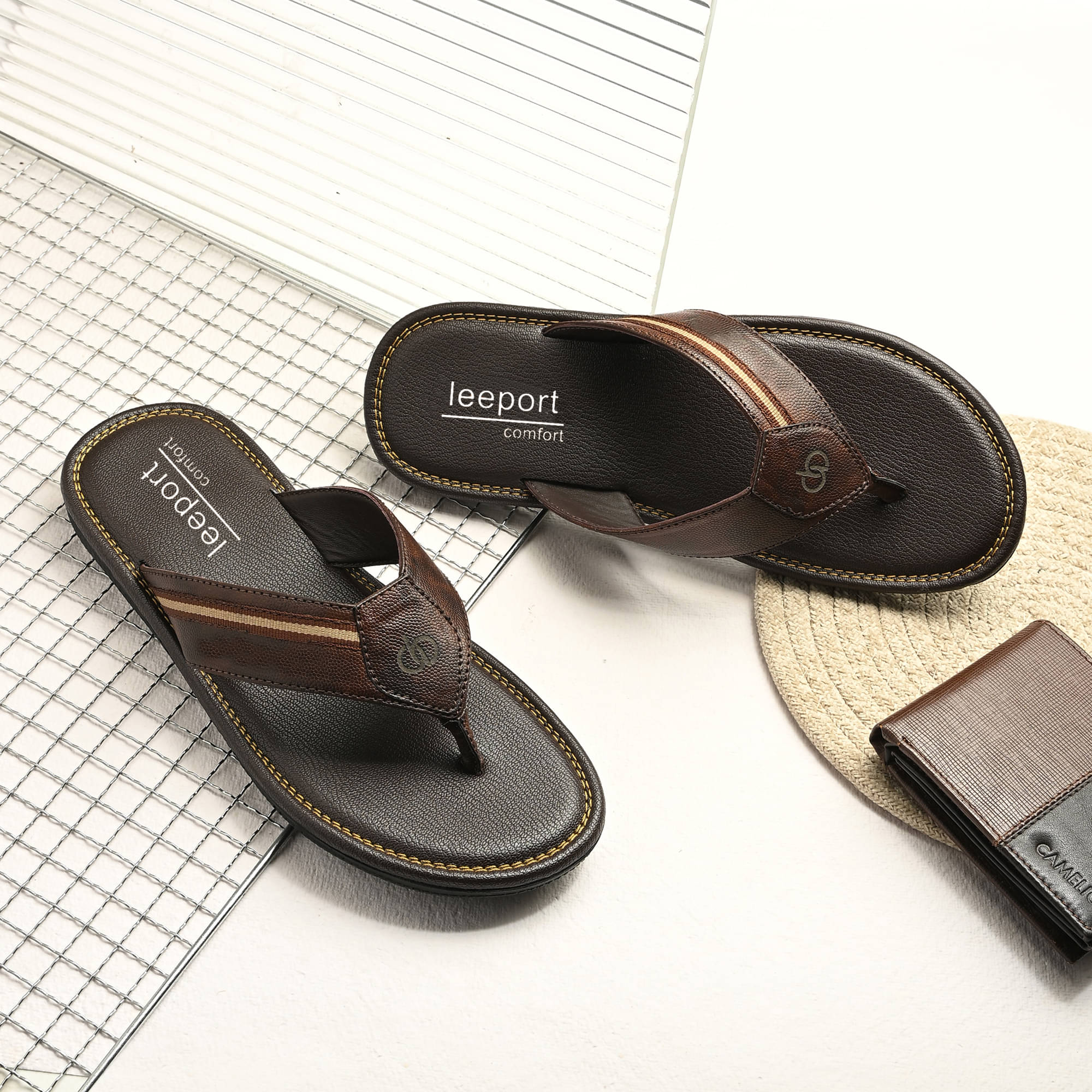     			Leeport Brown Men's Thong Flip Flop