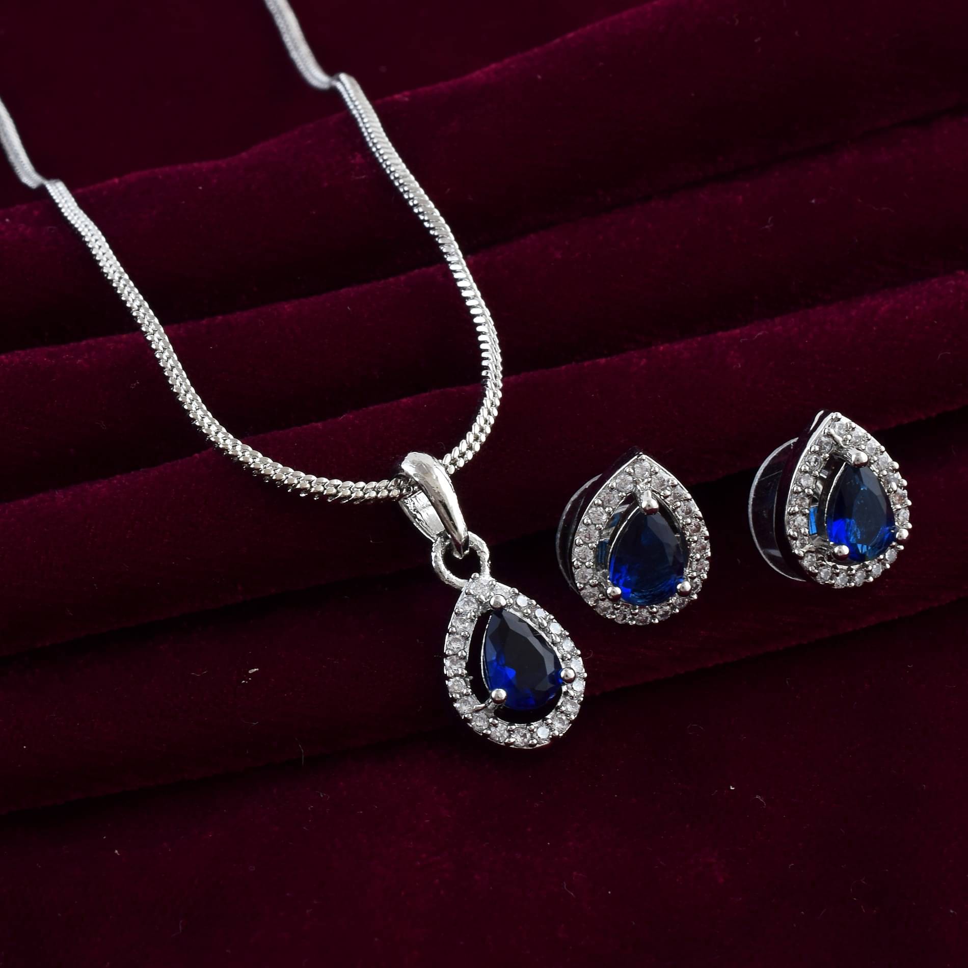ADMIER Blue Pendant set ( Pack of 3 ) ADMIER Blue Pendant set ( Pack of 3 )