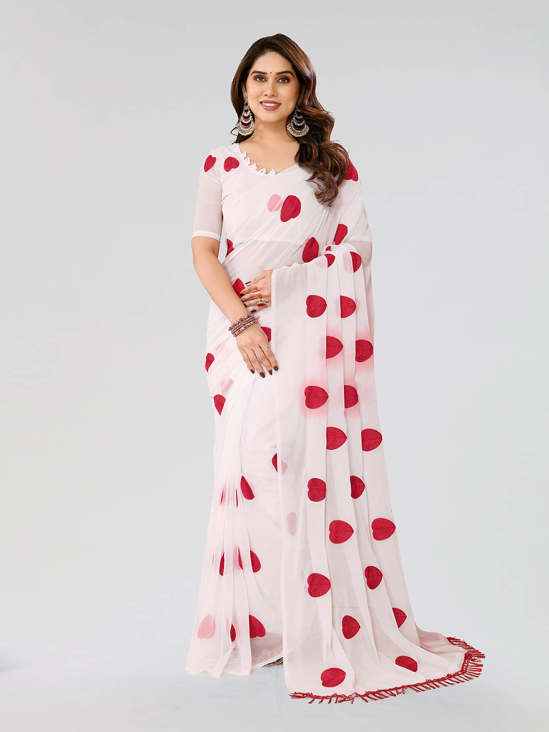 ANAND SAREE Chiffon Printed Regular Saree With Unstitched Blouse Piece ( White ) ANAND SAREE Chiffon Printed Regular Saree With Unstitched Blouse Piece ( White )