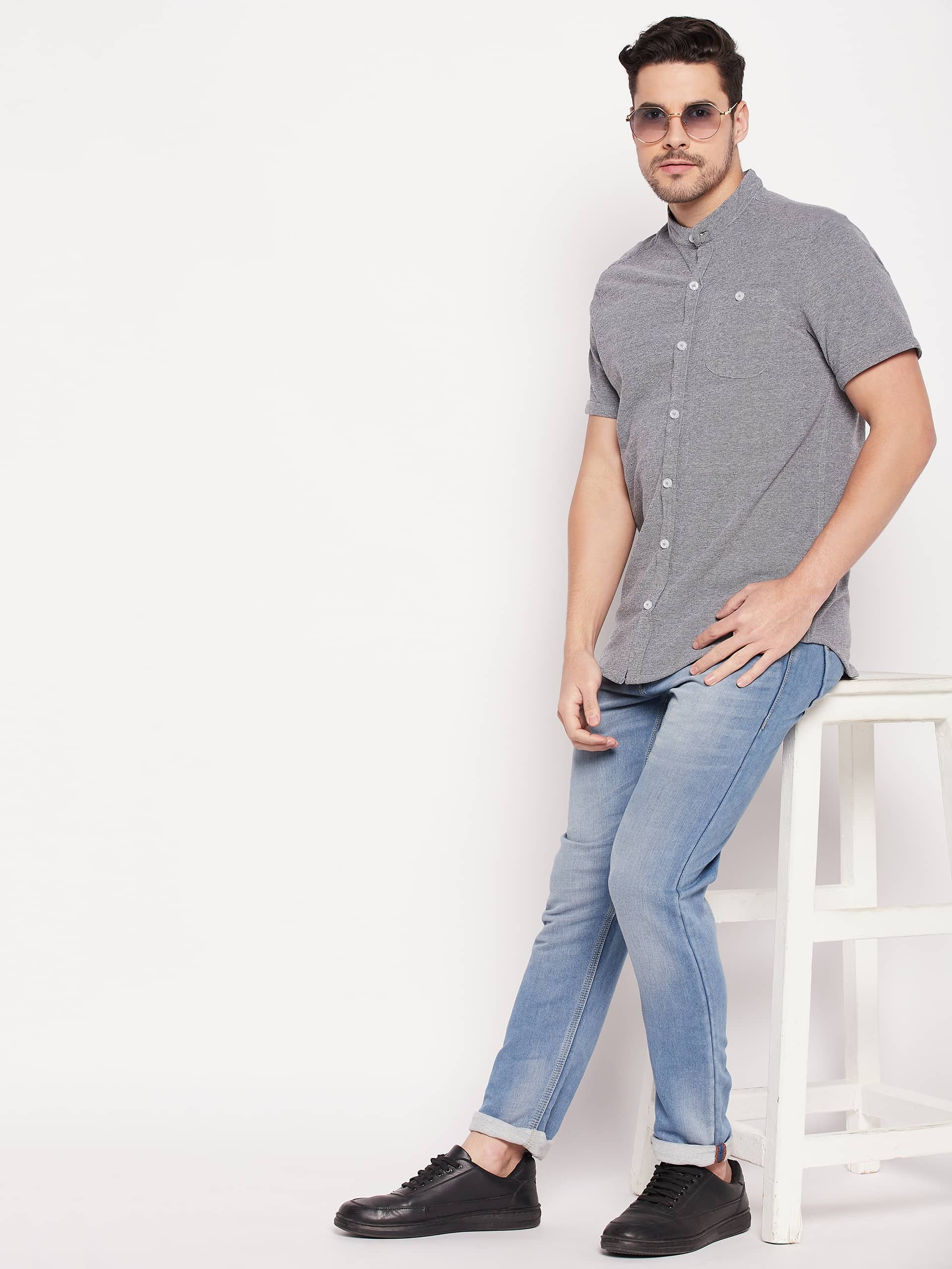 Club York Cotton Blend Regular Fit Solids Half Sleeves Men's Casual Shirt - Black ( Pack of 1 )