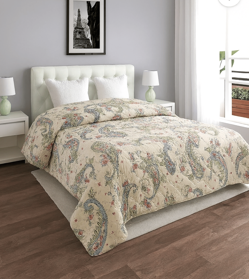 Dollar Polyester Floral Double Size Comforter ( 220 x 220 cm ) - Multi ( Pack of 1 ) Dollar Polyester Floral Double Size Comforter ( 220 x 220 cm ) - Multi ( Pack of 1 )