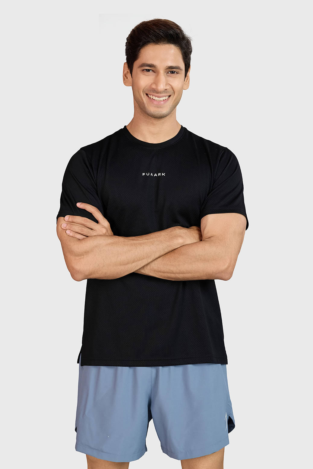 Fuaark Black Polyester Regular Fit Men's Sports T-Shirt ( Pack of 1 ) Fuaark Black Polyester Regular Fit Men's Sports T-Shirt ( Pack of 1 )