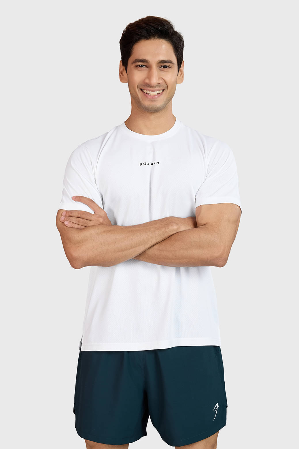 Fuaark White Polyester Regular Fit Men's Sports T-Shirt ( Pack of 1 ) Fuaark White Polyester Regular Fit Men's Sports T-Shirt ( Pack of 1 )