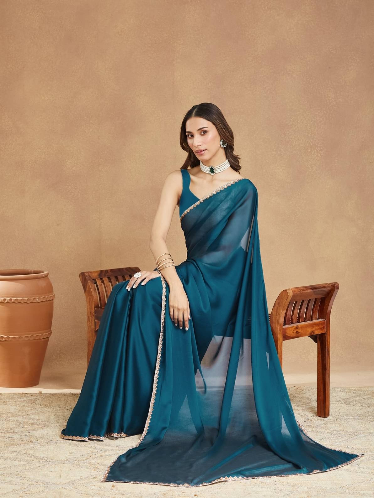     			Indy Bliss Jute Solid Regular Saree With Unstitched Blouse Piece ( Rama )