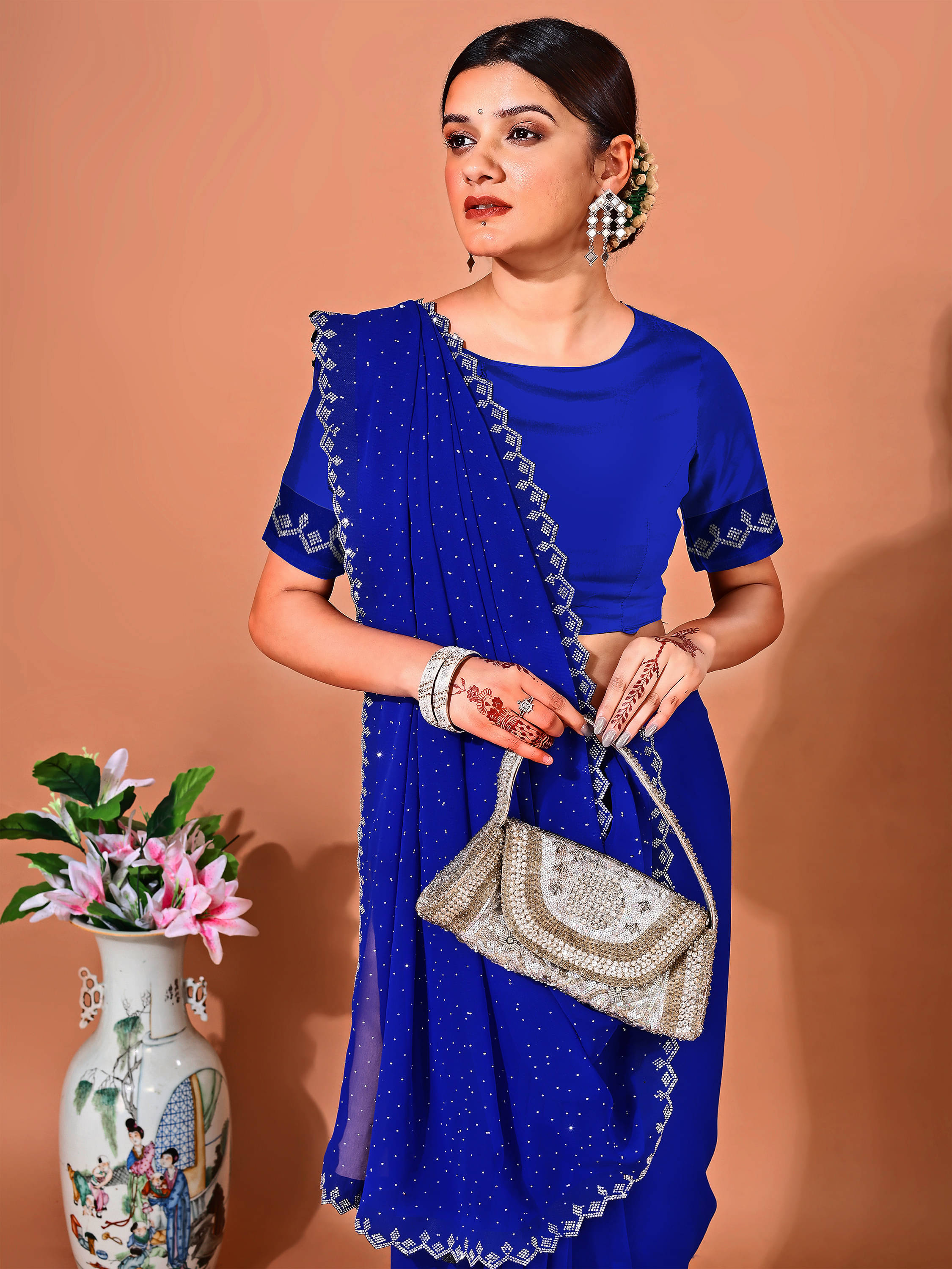     			LEELAVATI Chiffon Embellished Regular Saree With Unstitched Blouse Piece ( Blue )