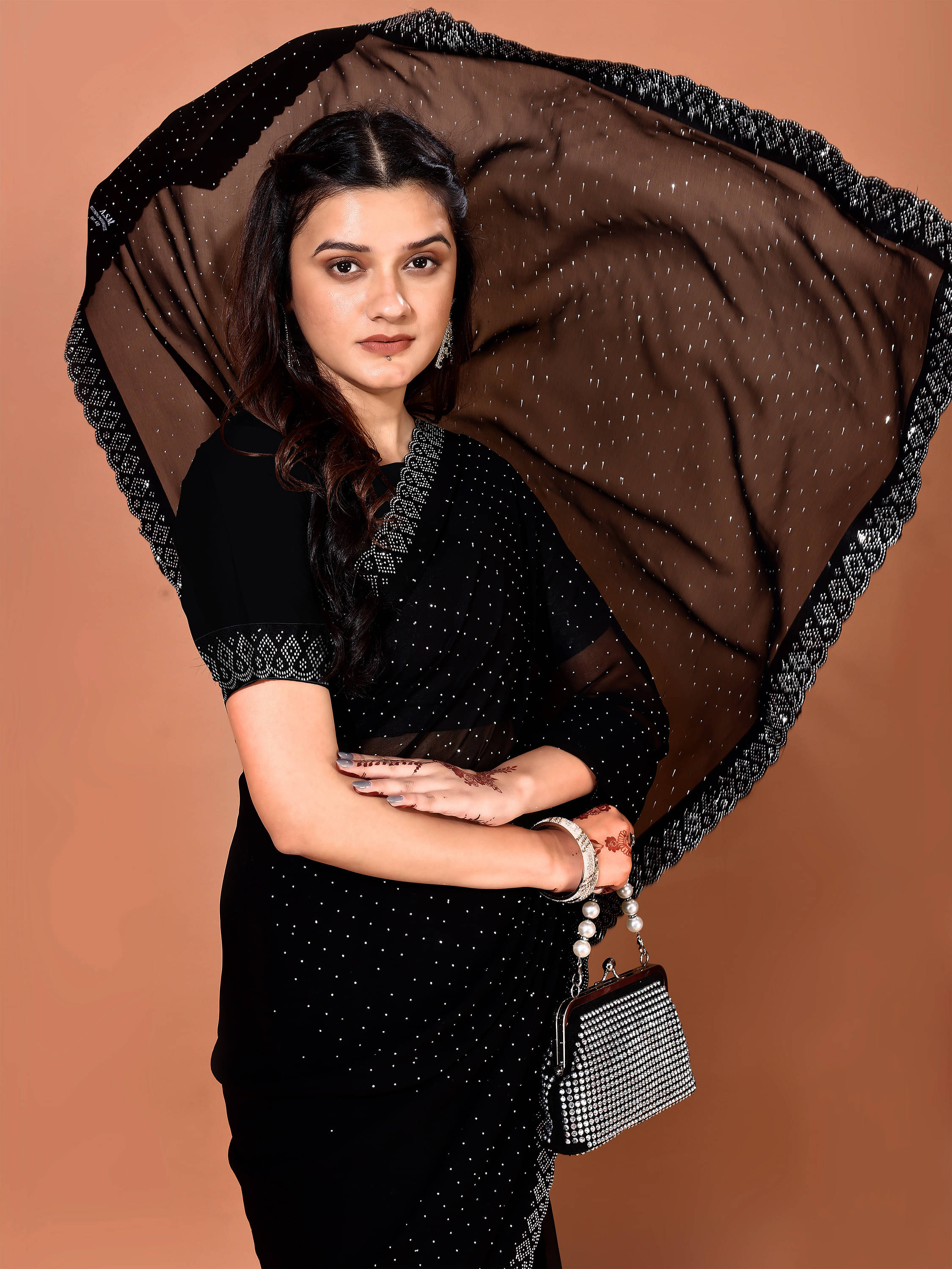 LEELAVATI Chiffon Embellished Regular Saree With Unstitched Blouse Piece ( Black )     			LEELAVATI Chiffon Embellished Regular Saree With Unstitched Blouse Piece ( Black )
