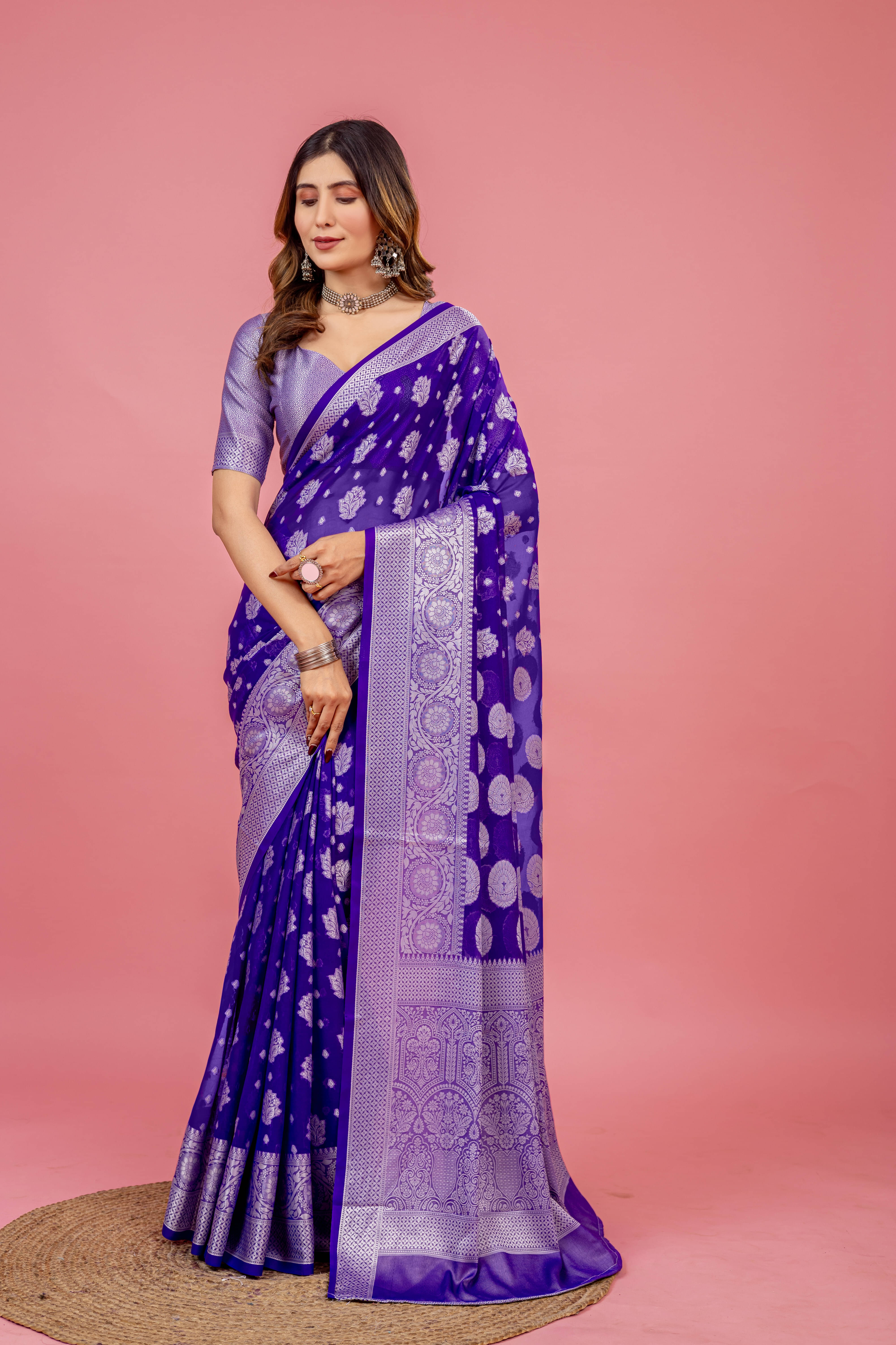 LEELAVATI Chiffon Printed Regular Saree With Unstitched Blouse Piece ( Purple ) LEELAVATI Chiffon Printed Regular Saree With Unstitched Blouse Piece ( Purple )