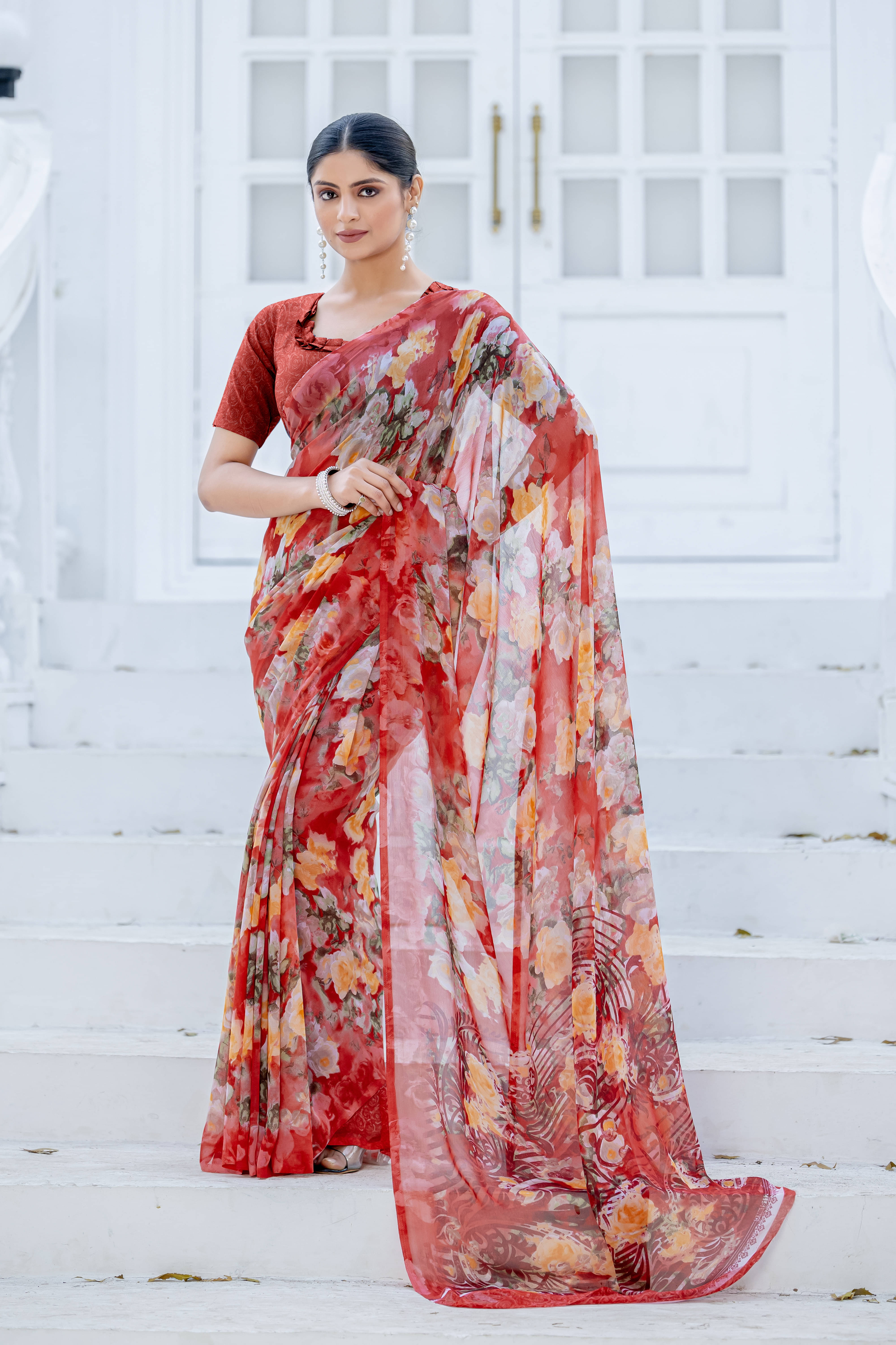 LEELAVATI Chiffon Printed Regular Saree With Unstitched Blouse Piece ( Multicolor ) LEELAVATI Chiffon Printed Regular Saree With Unstitched Blouse Piece ( Multicolor )