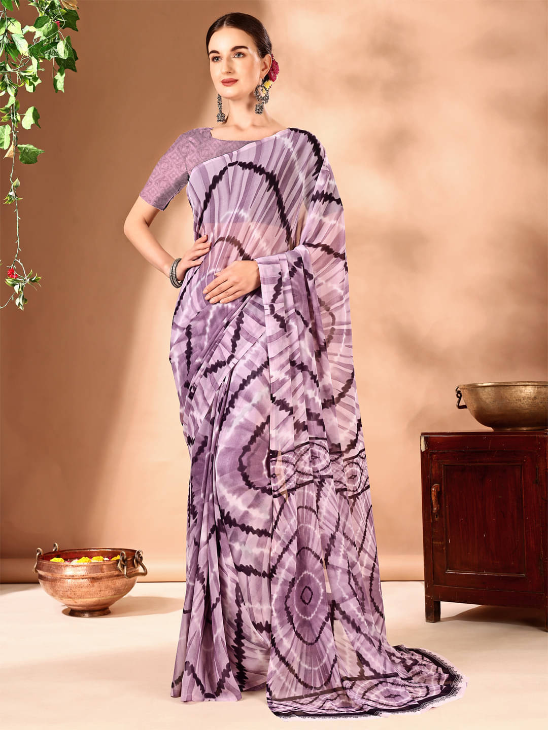 LEELAVATI Chiffon Printed Regular Saree With Unstitched Blouse Piece ( Purple ) LEELAVATI Chiffon Printed Regular Saree With Unstitched Blouse Piece ( Purple )
