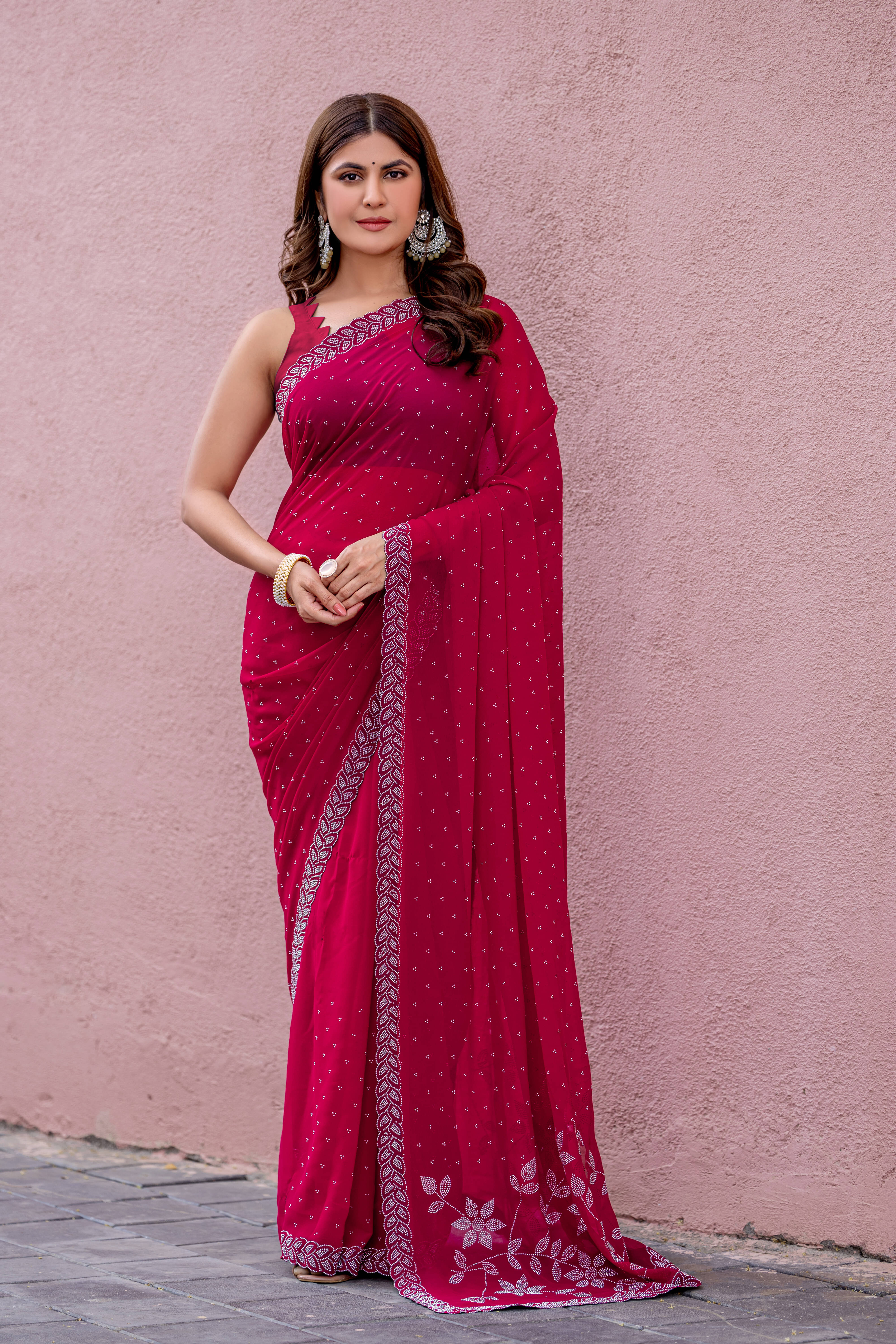 LEELAVATI Georgette Embellished Regular Saree With Unstitched Blouse Piece ( Red )     			LEELAVATI Georgette Embellished Regular Saree With Unstitched Blouse Piece ( Red )